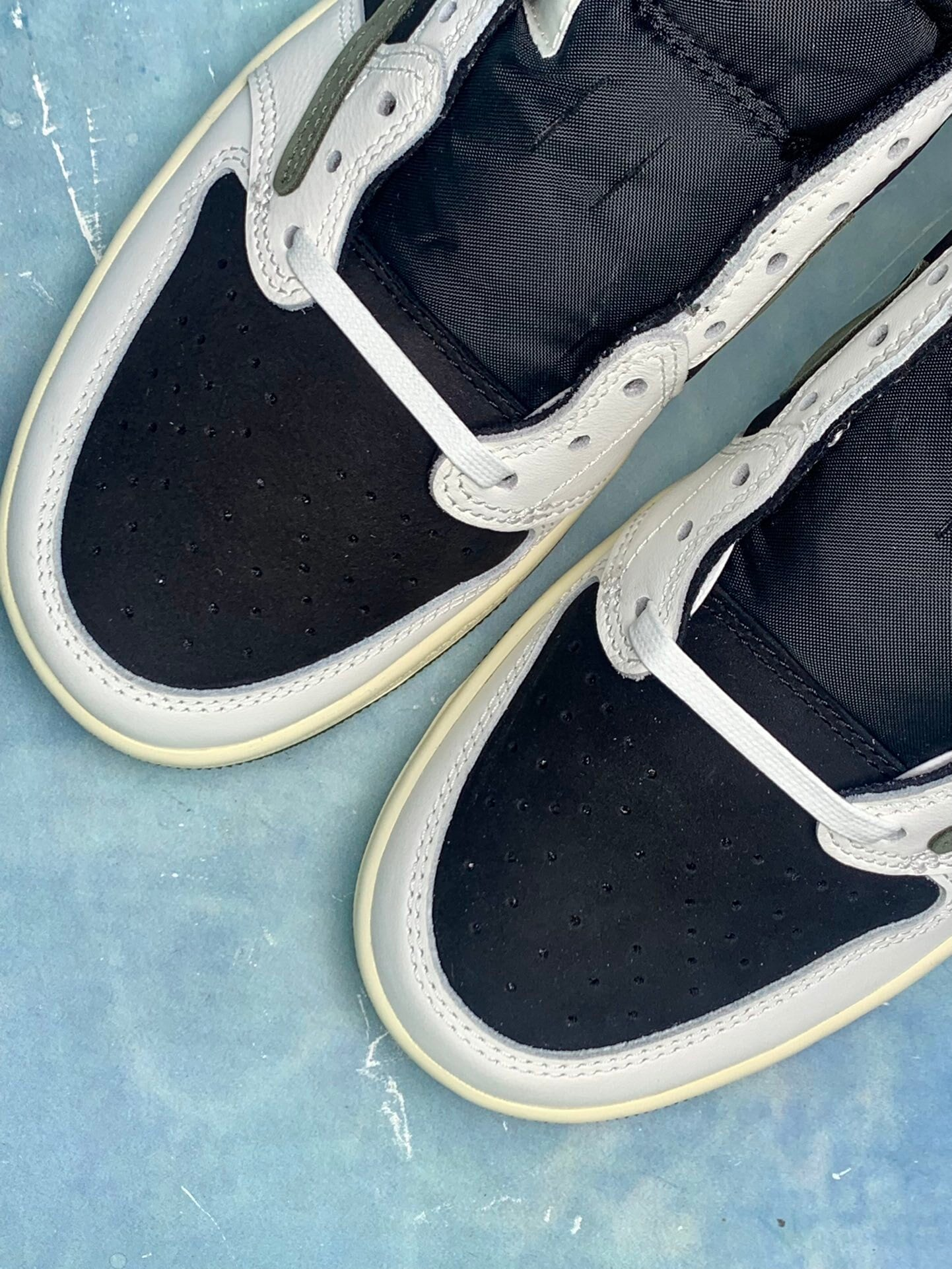 【LJR】Travis Scott × Nike WMNS Air Jordan 1 Low OG “Medium Olive”