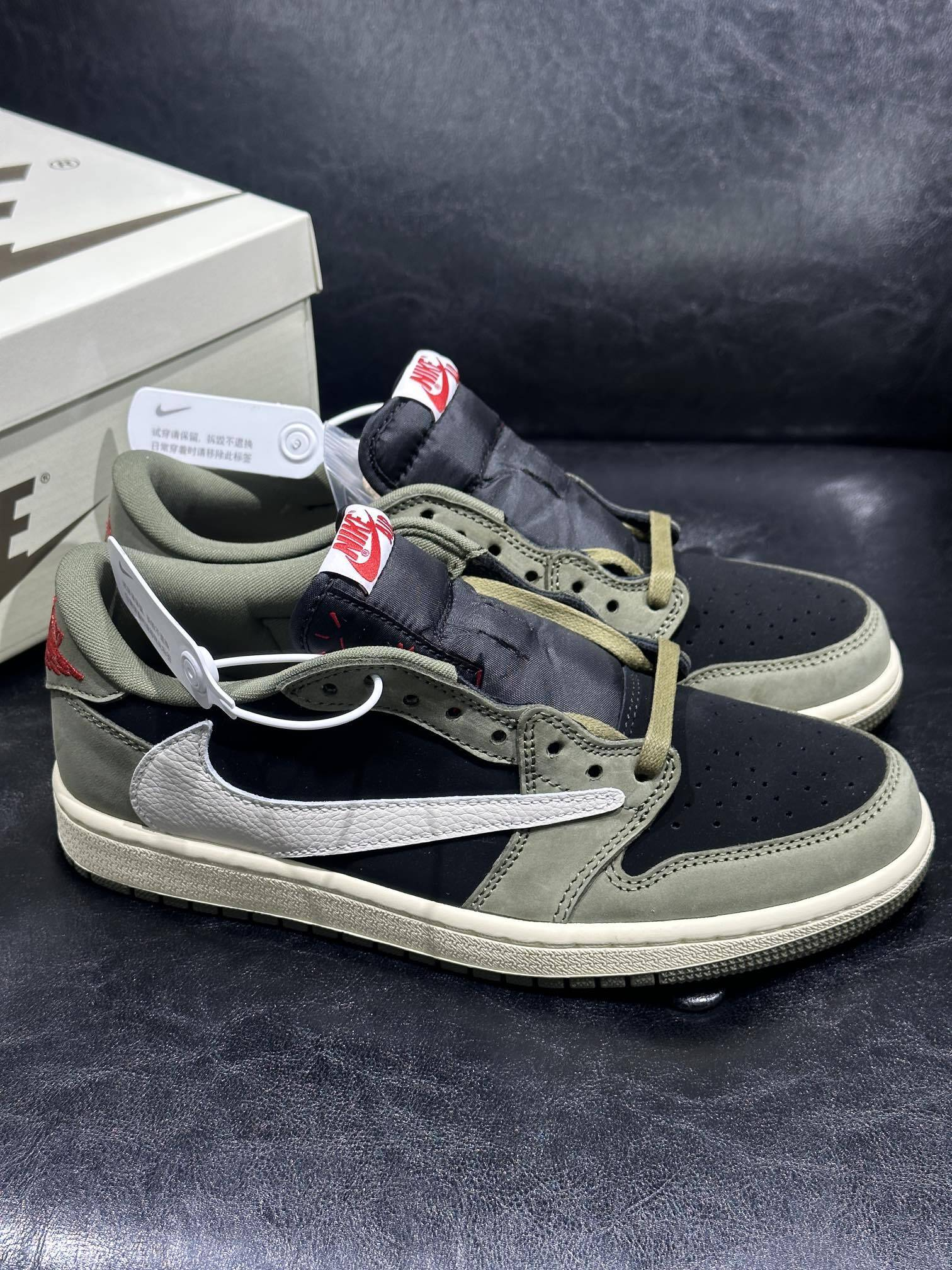 Travis Scott × Nike Air Jordan 1 Low "Black/Olive"