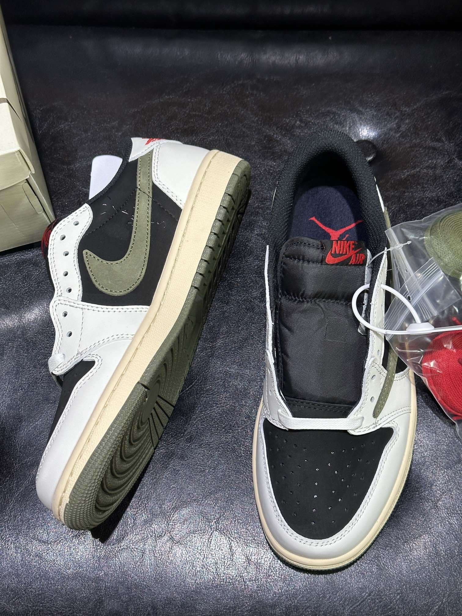 Travis Scott × Nike WMNS Air Jordan 1 Low OG “Medium Olive”