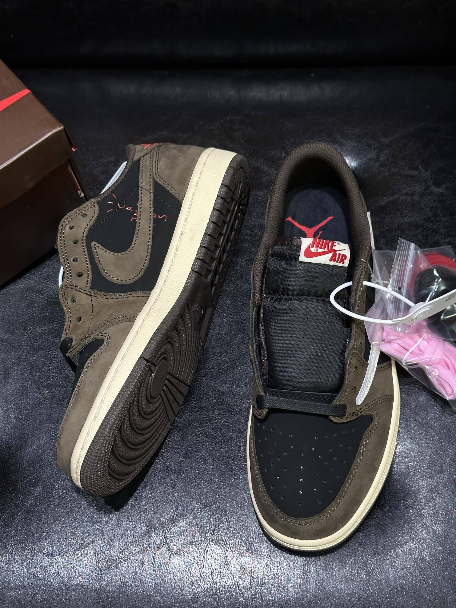 Travis Scott x Nike Air Jordan 1 Low OG “Mocha”