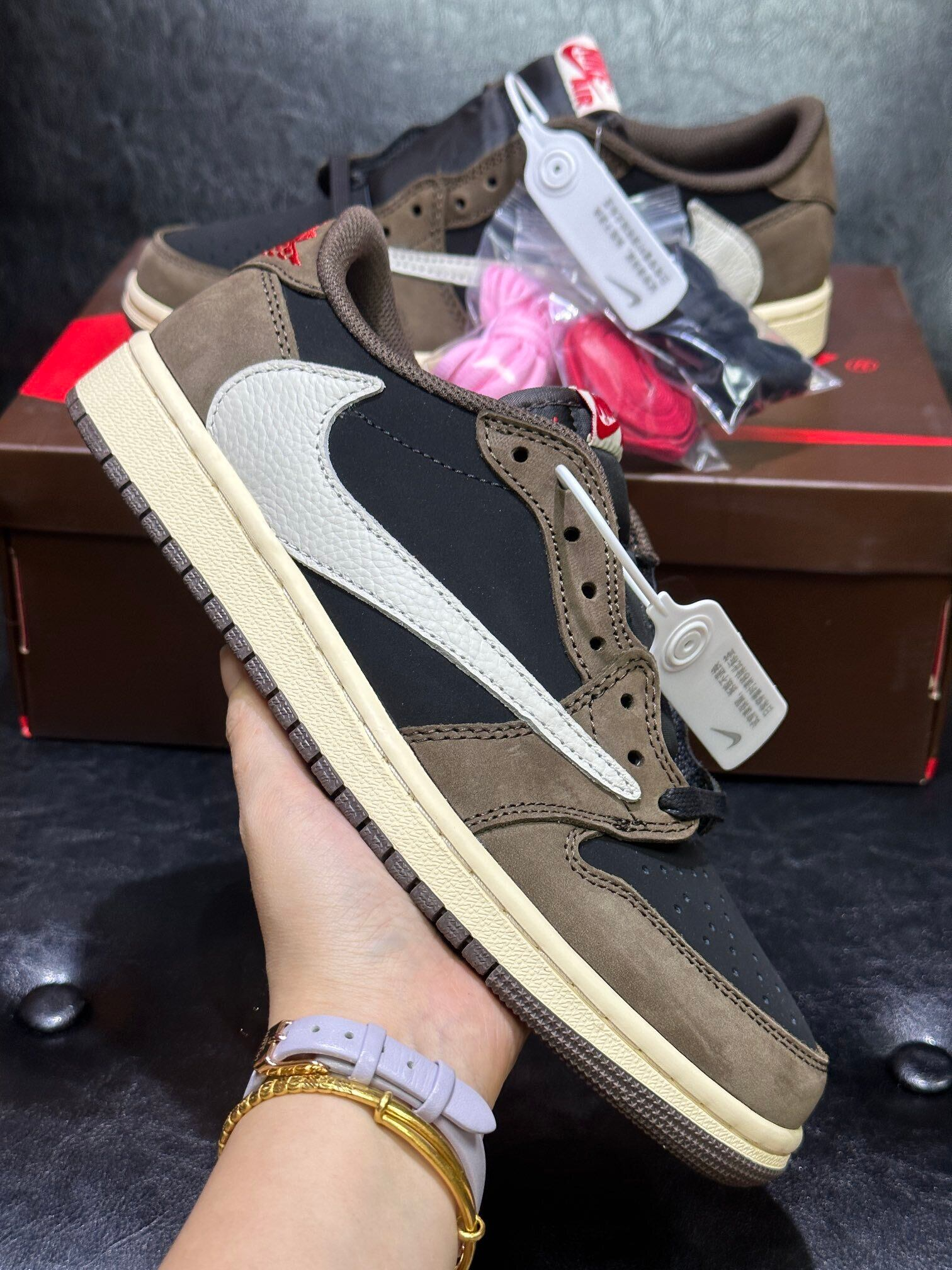 Travis Scott x Nike Air Jordan 1 Low OG “Mocha”