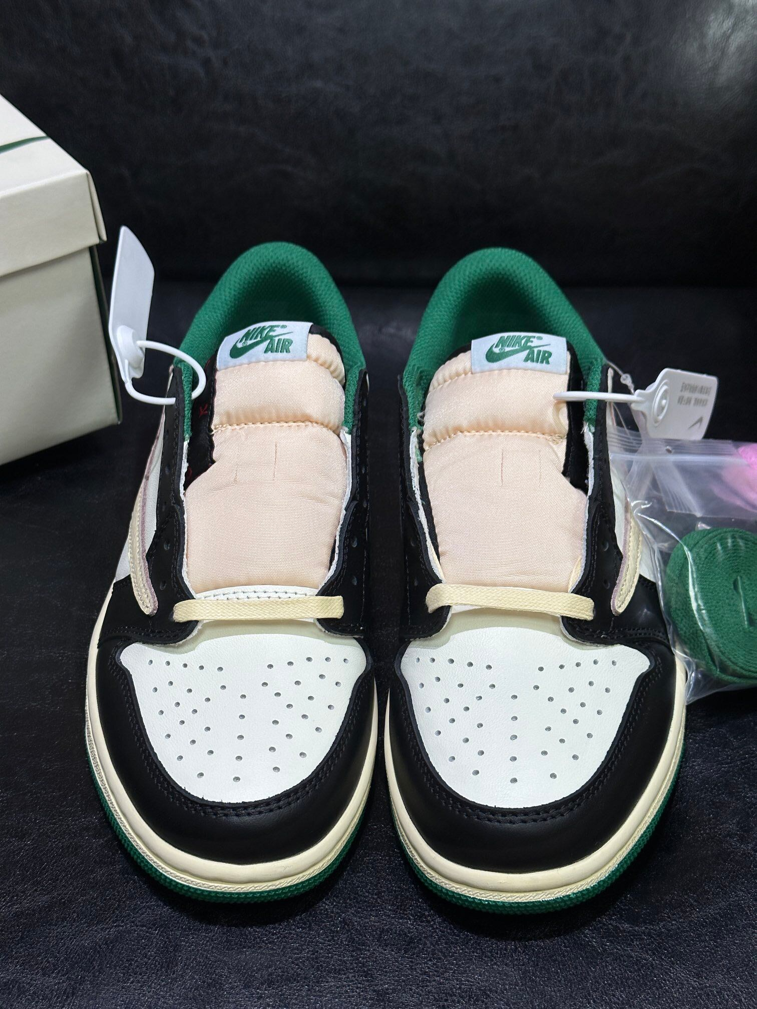 Travis Scott x Nike Air Jordan 1 Low OG “Green”