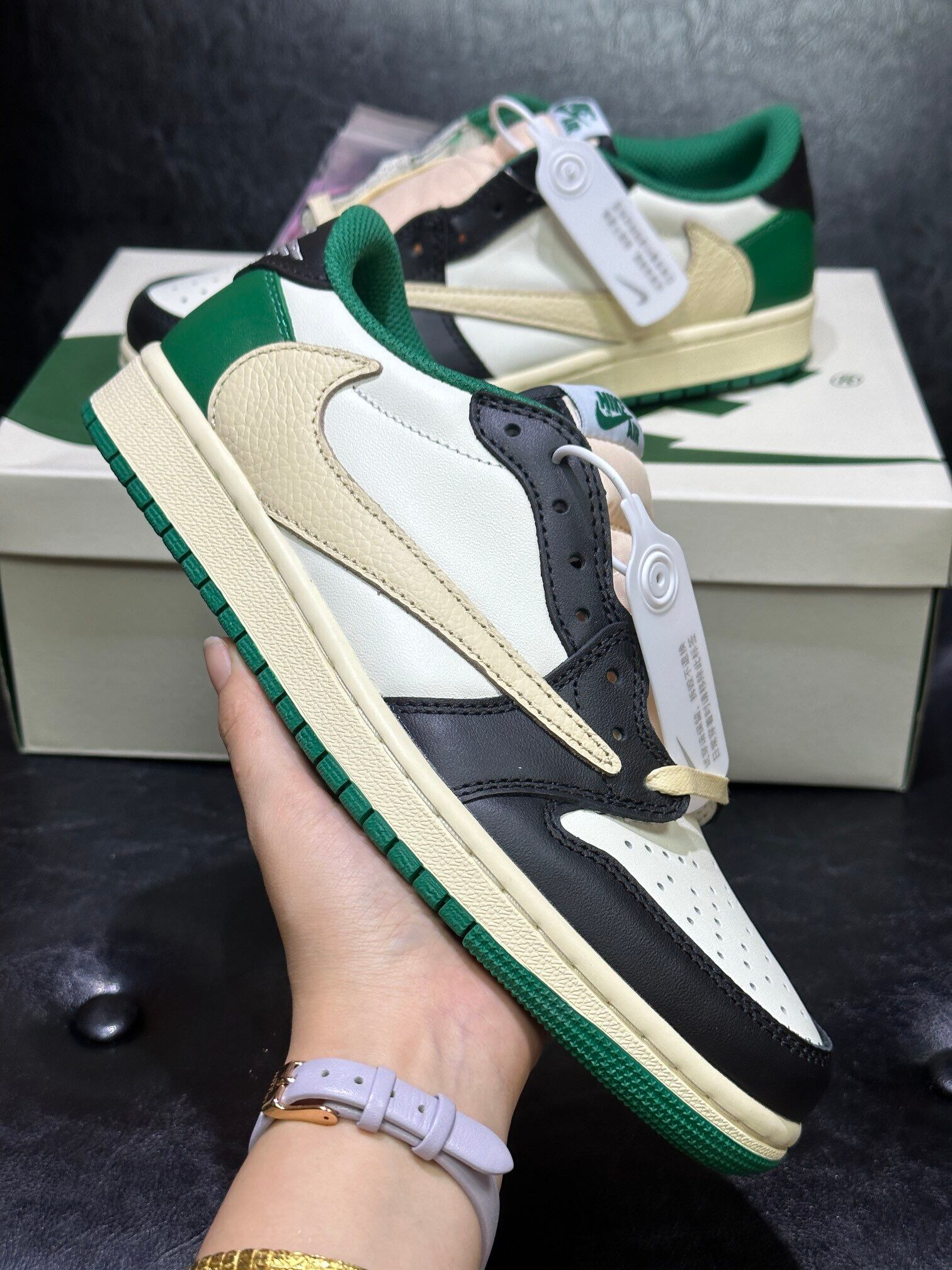 Travis Scott x Nike Air Jordan 1 Low OG “Green”