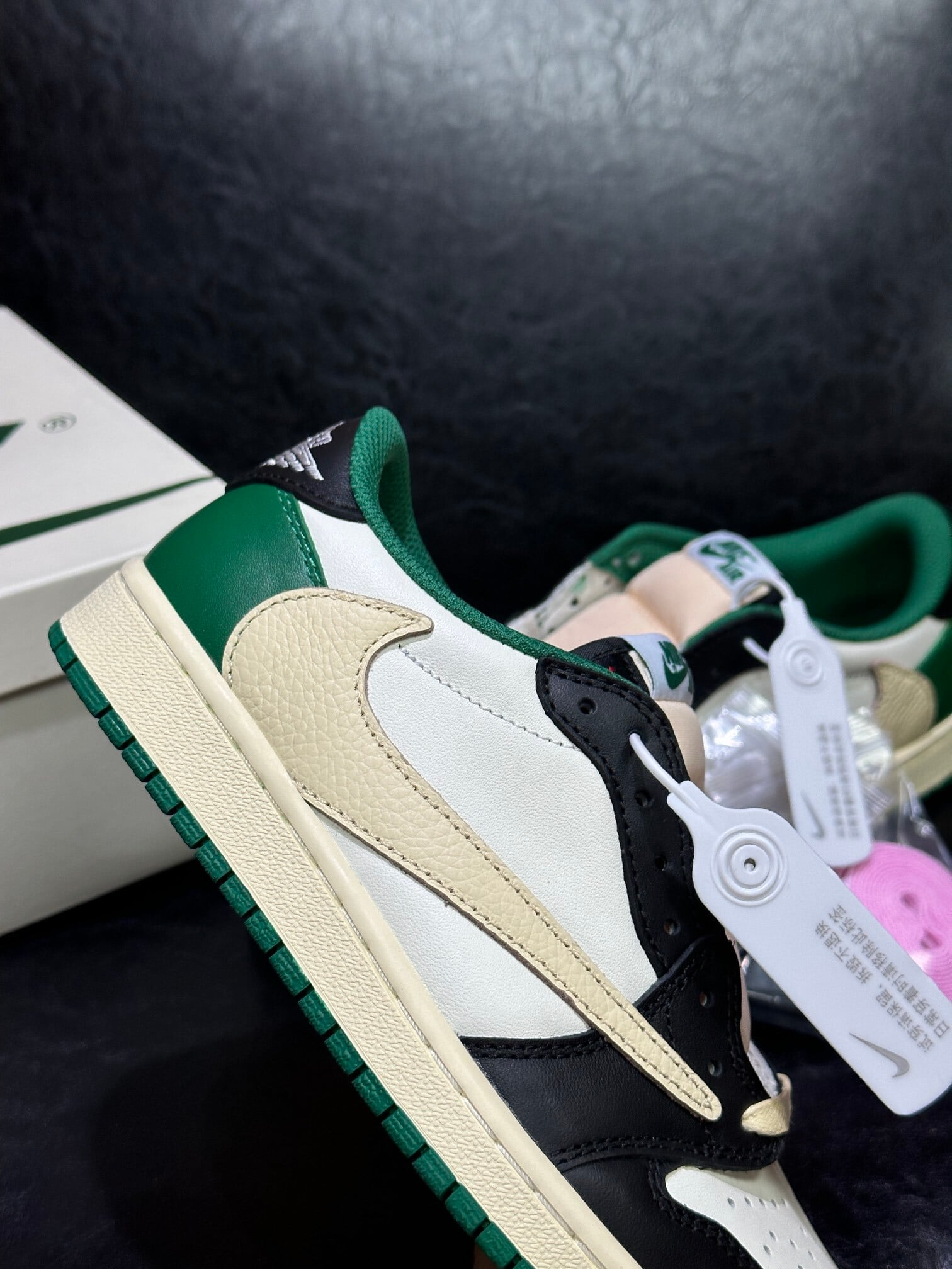 Travis Scott x Nike Air Jordan 1 Low OG “Green”