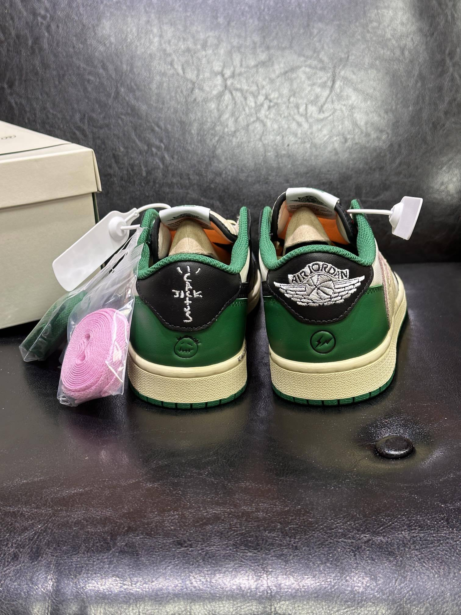 Travis Scott x Nike Air Jordan 1 Low OG “Green”