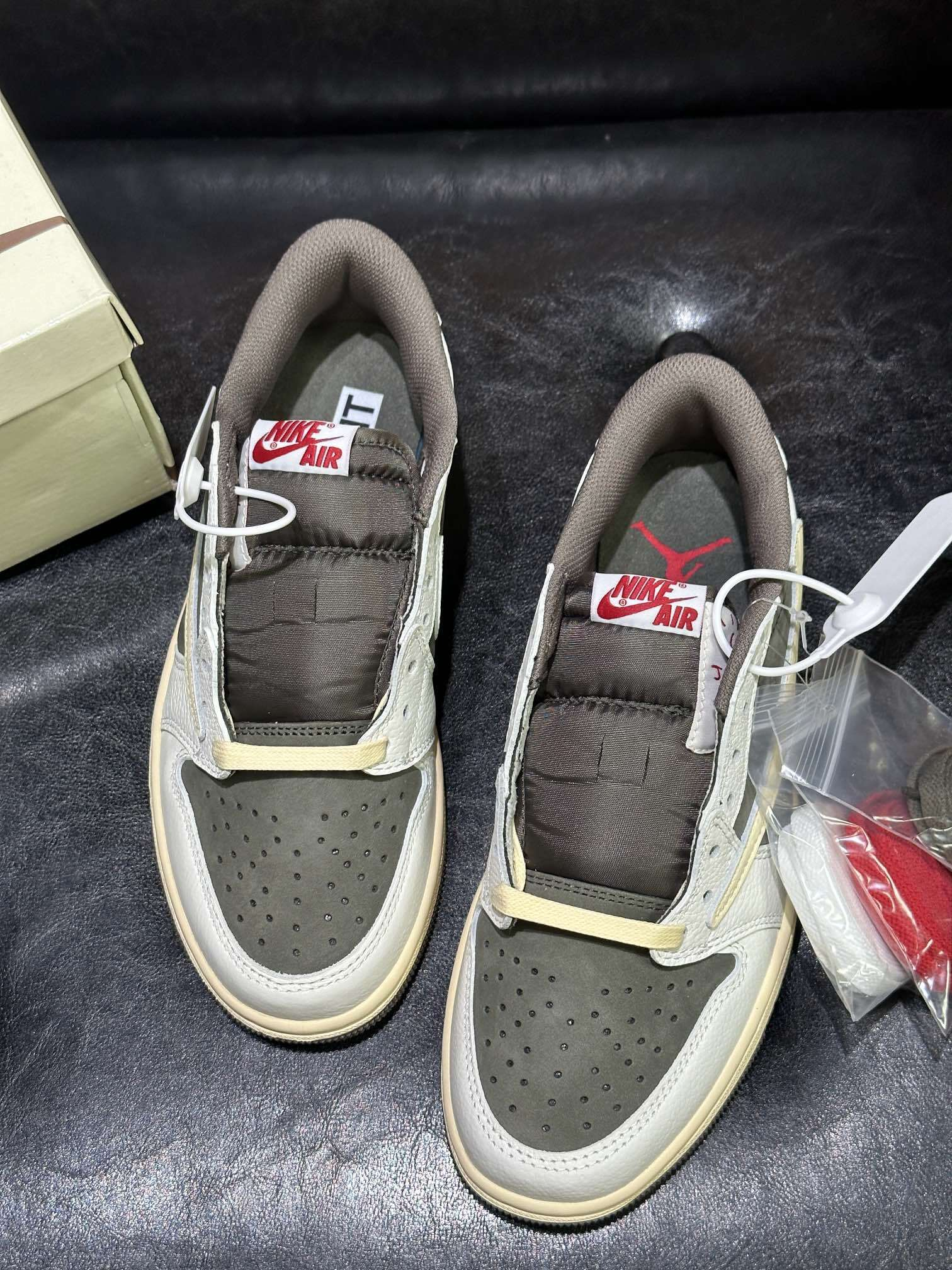 TRAVIS SCOTT x NIKE AIR JORDAN 1 LOW OG SP "REVERSE MOCHA/SAIL AND RIDGEROCK"