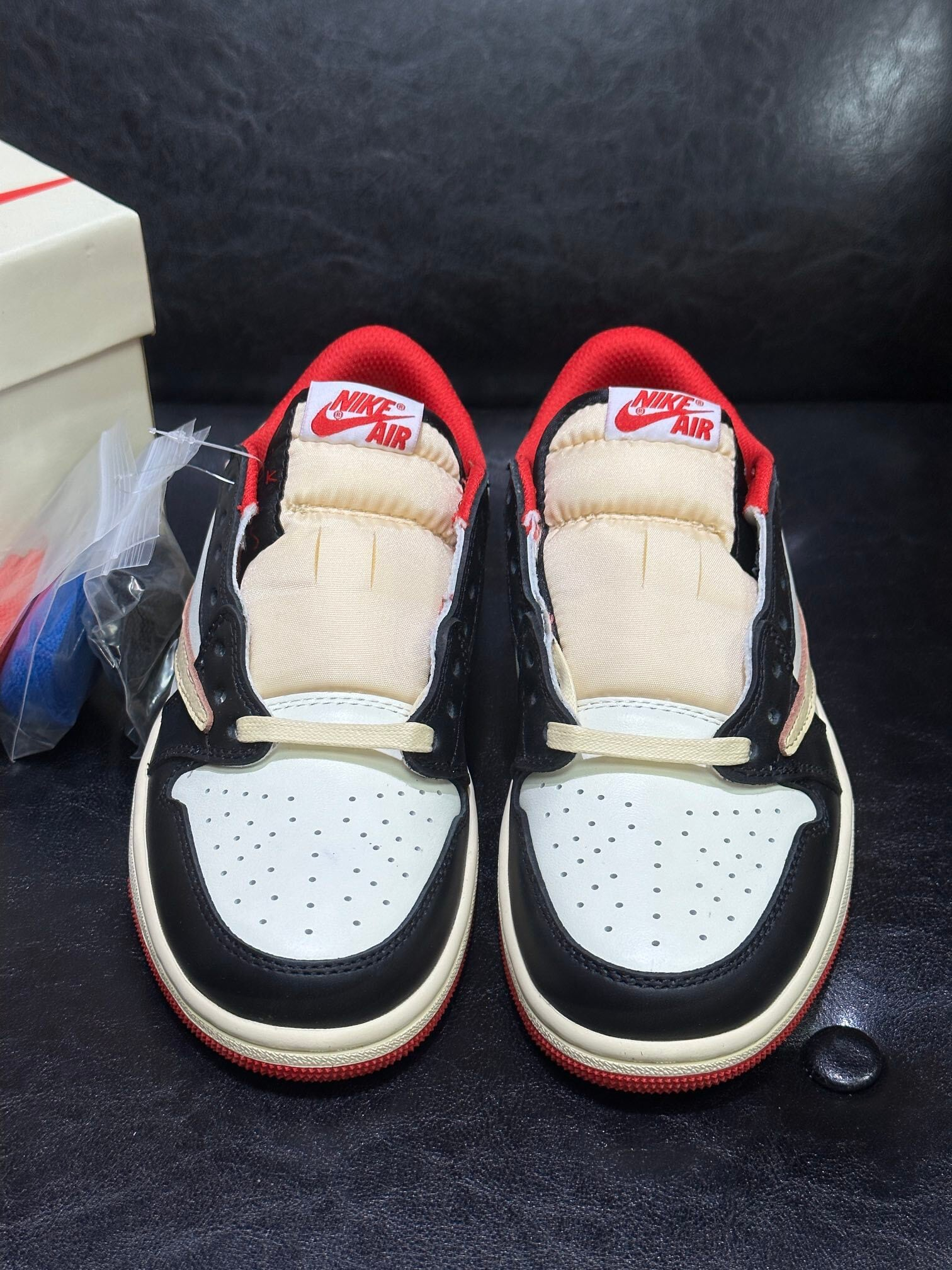 Travis Scott x Nike Air Jordan 1 Low “Red & Black”