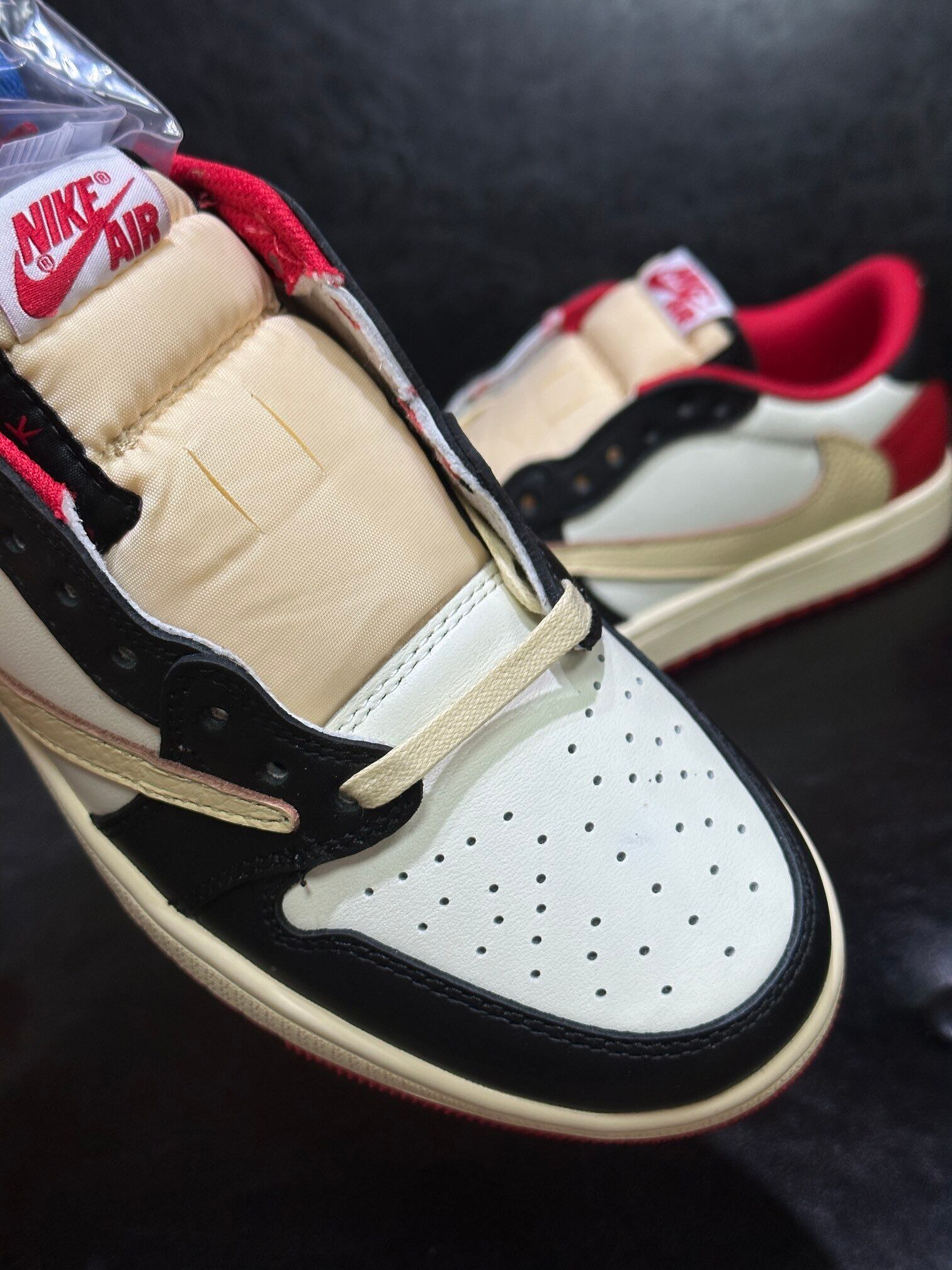 Travis Scott x Nike Air Jordan 1 Low “Red & Black”