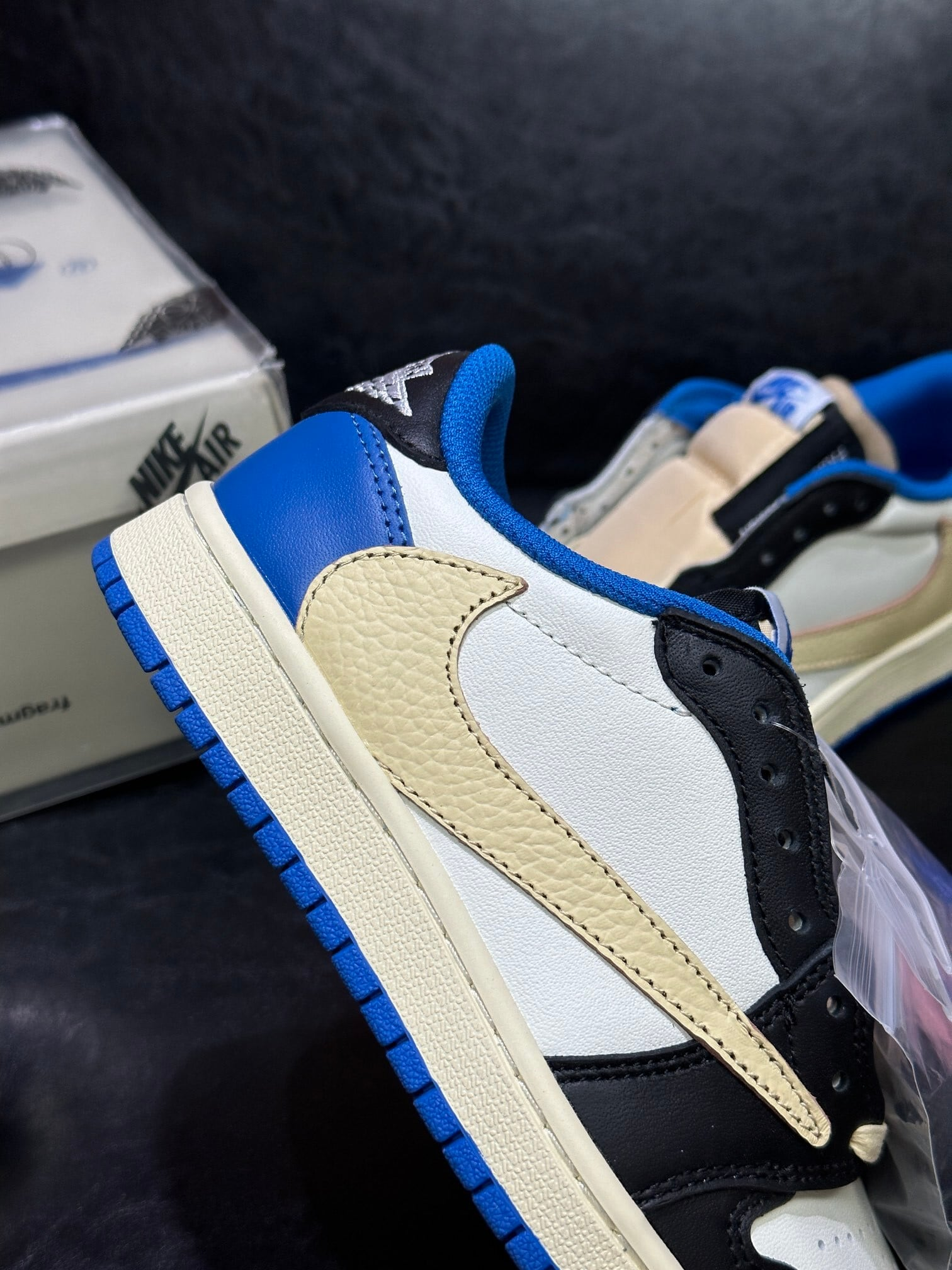 Travis Scott × Fragment × Nike Air Jordan 1 Low OG SP "Military Blue"
