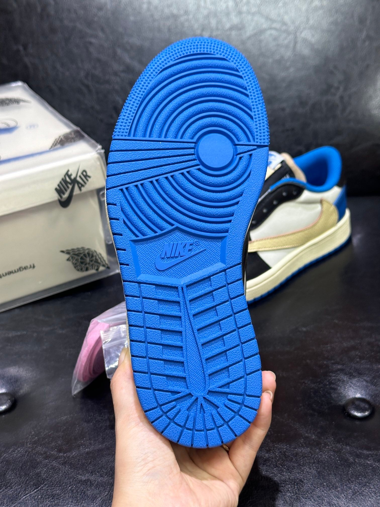 Travis Scott × Fragment × Nike Air Jordan 1 Low OG SP "Military Blue"