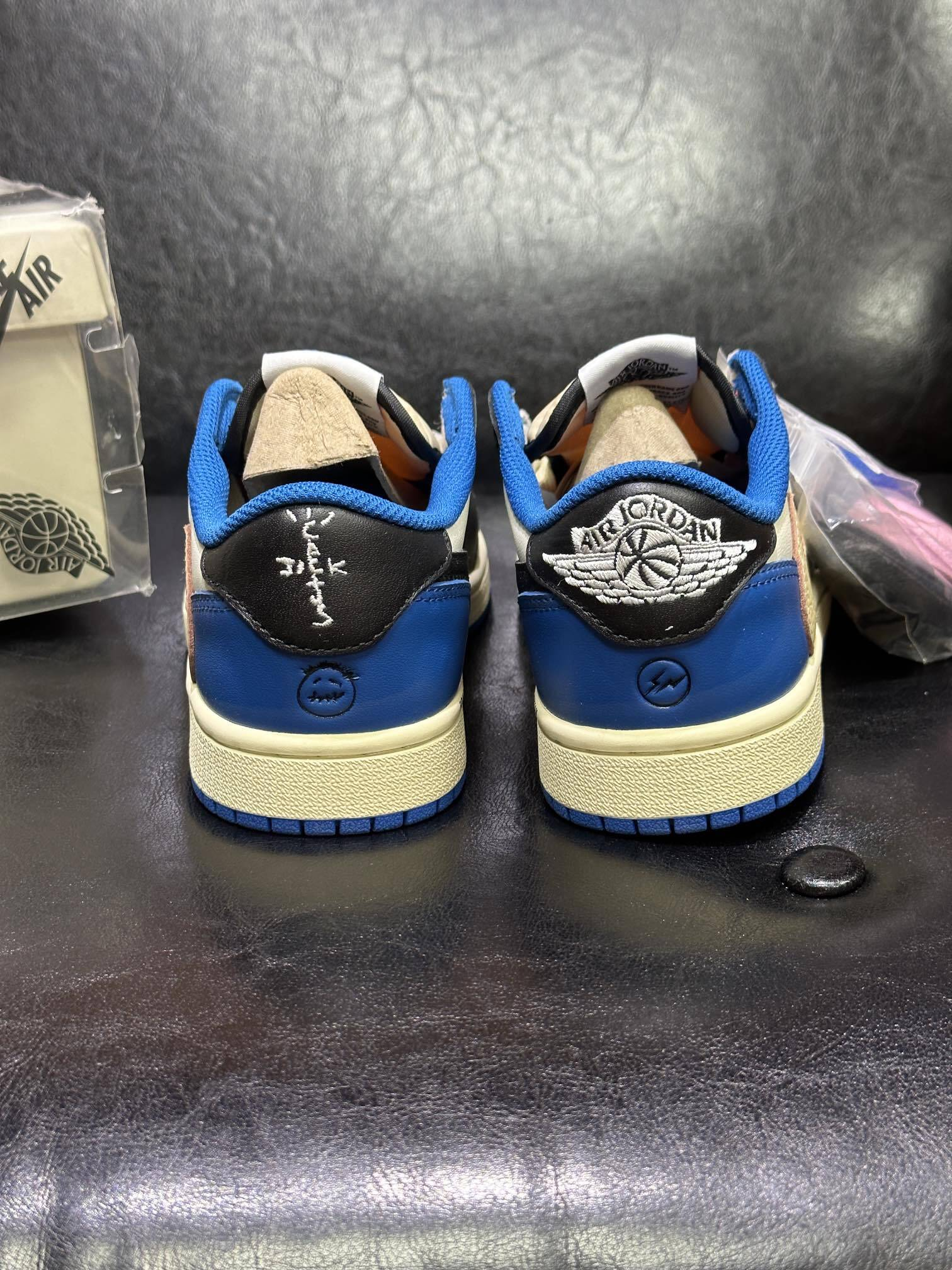 Travis Scott × Fragment × Nike Air Jordan 1 Low OG SP "Military Blue"