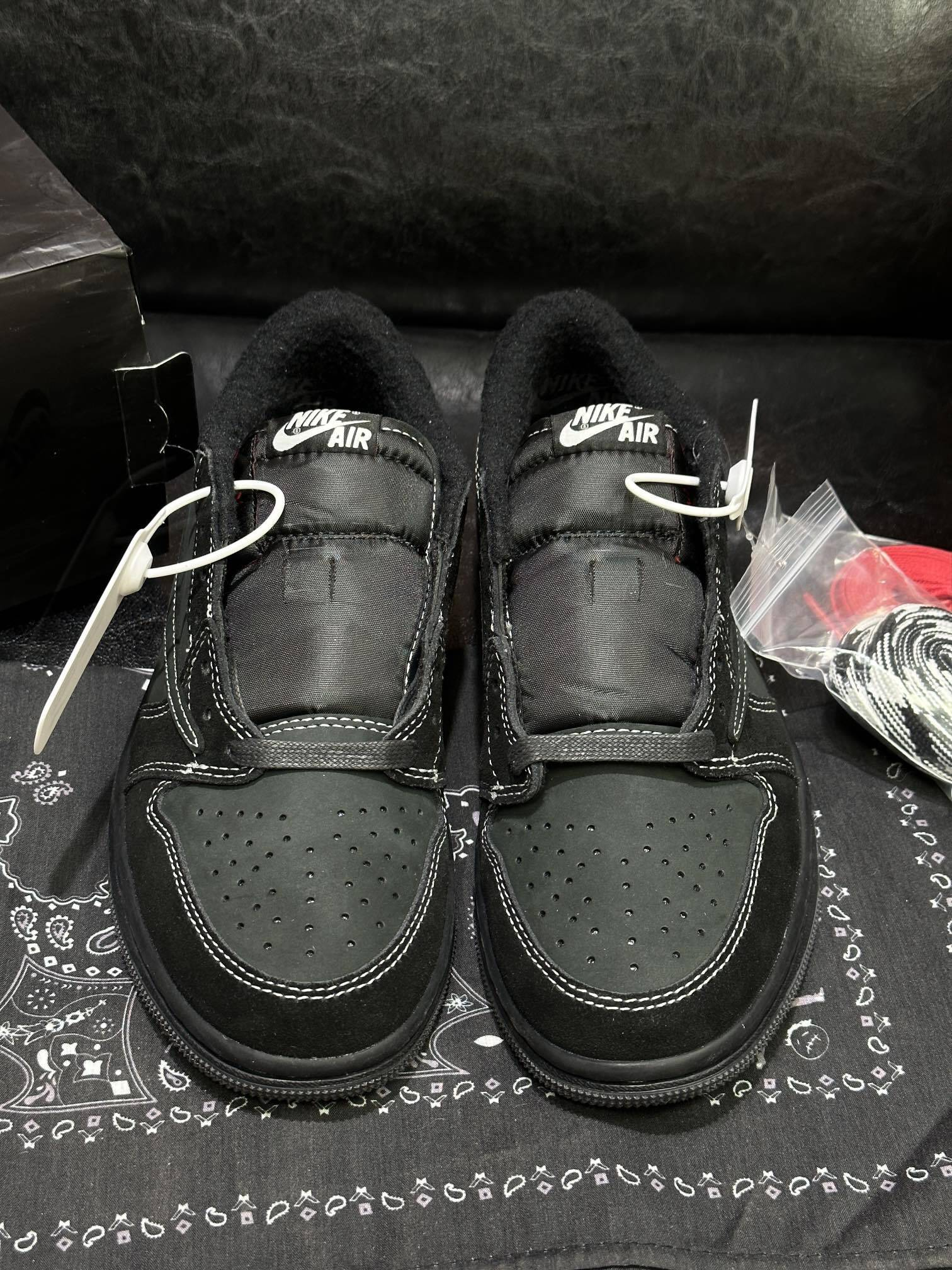 TRAVIS SCOTT x NIKE AIR JORDAN 1 LOW OG SP "BLACK PHANTOM"