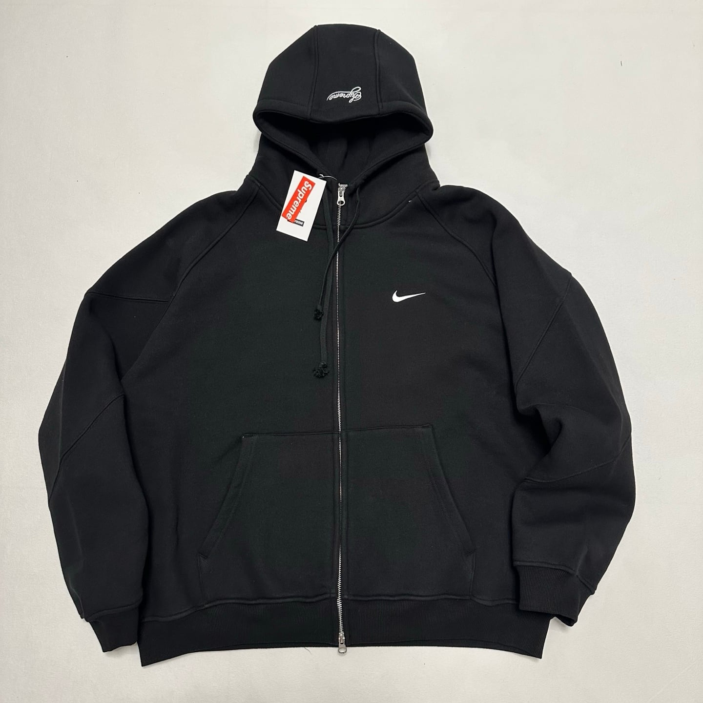Supreme x Nike "SS25 - Grey" zip-up hoodie