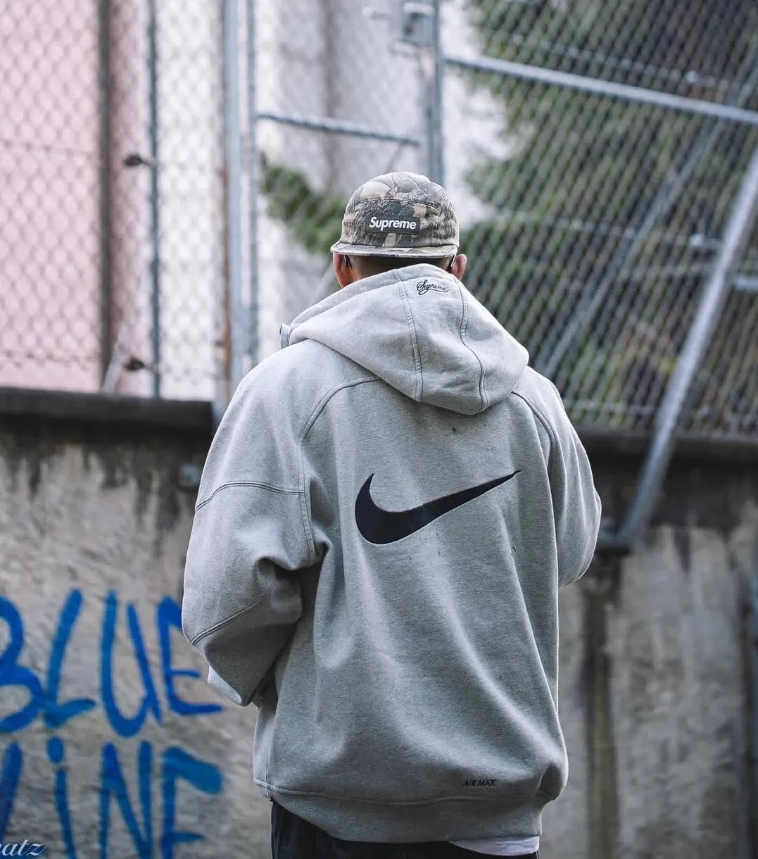 Supreme x Nike "SS25 - Grey" zip-up hoodie