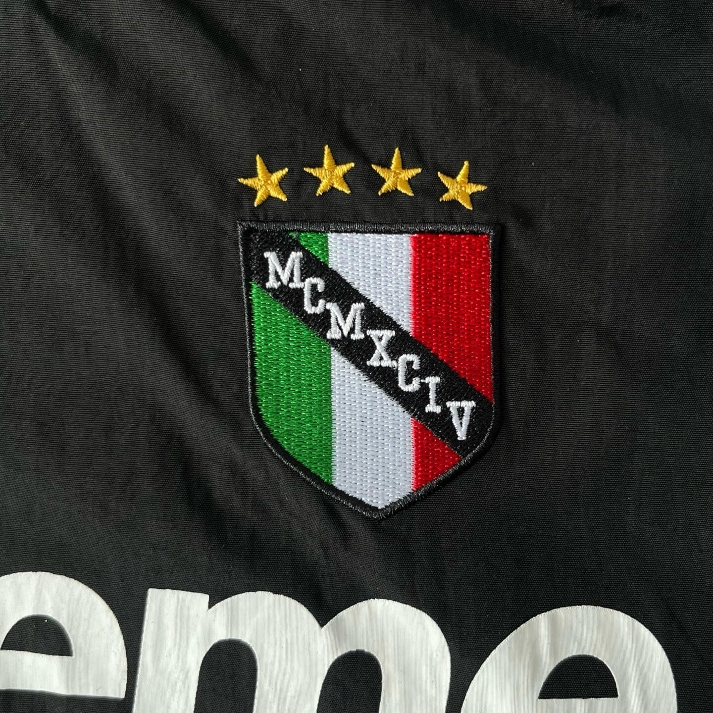 Supreme SS22 Week 11 x umbro Track Jacket