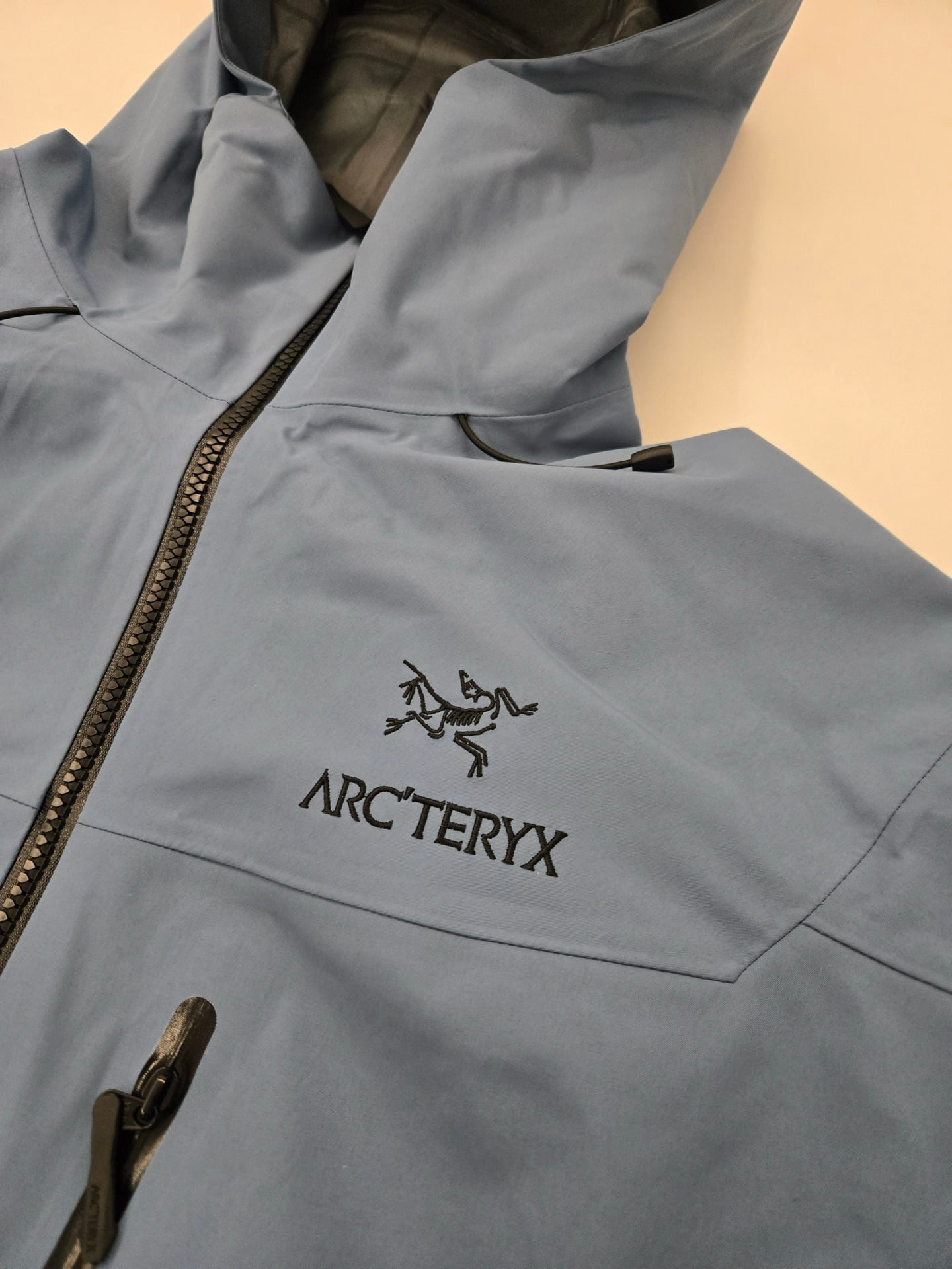 Arc'teryx Alpha SV7 GORE-TEX Pro Jacket ウォッシュドブルー