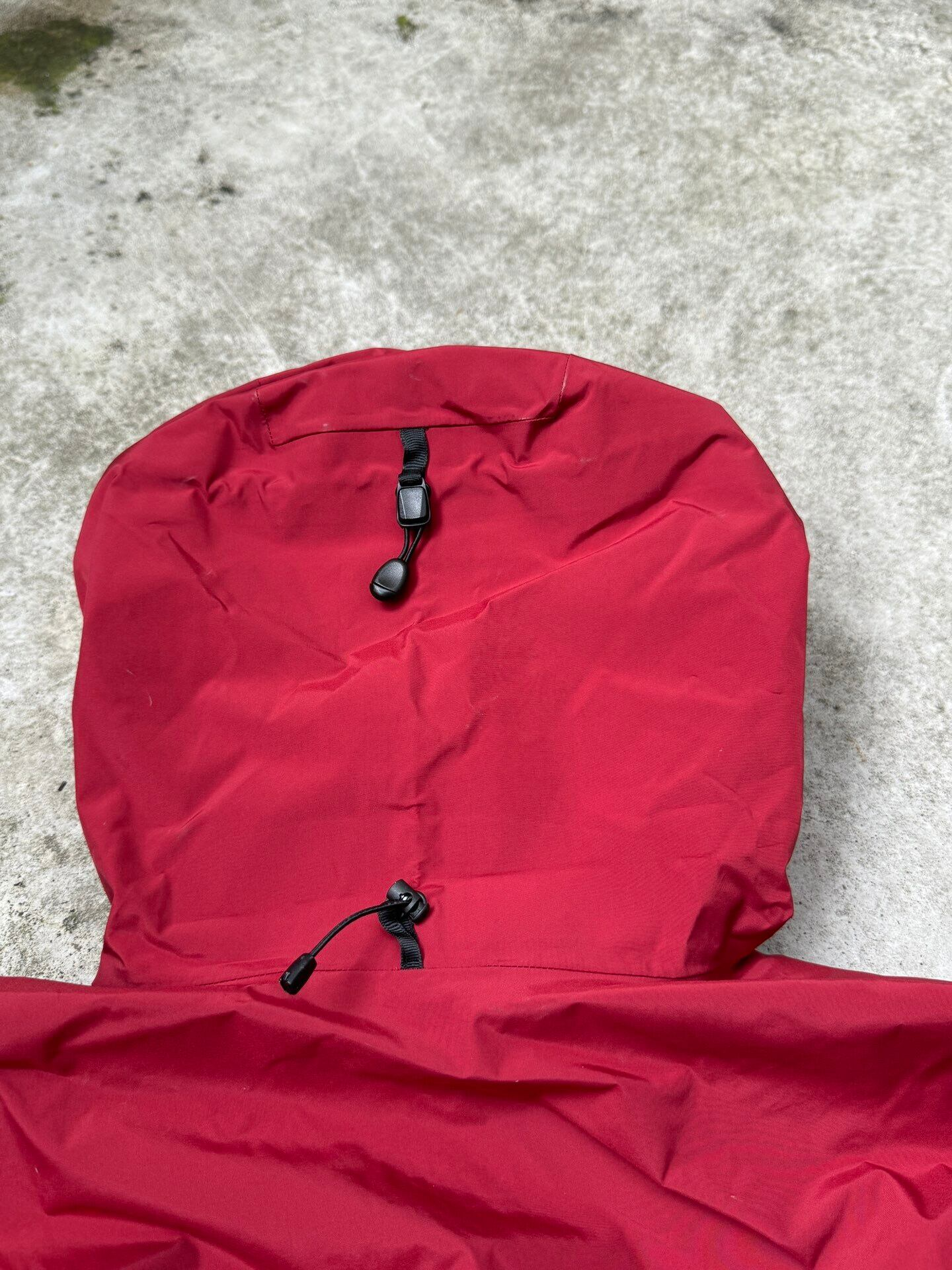 Arc'teryx Alpha SV7 GORE-TEX Pro Jacket レッド