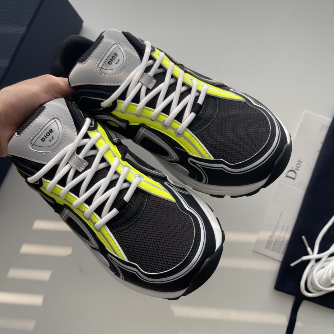 B30 Countdown Sneaker