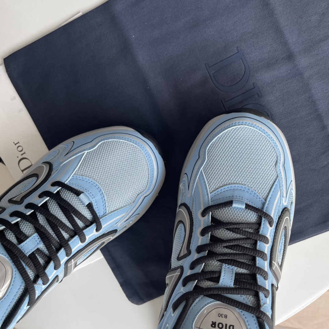 B30 Countdown Sneaker