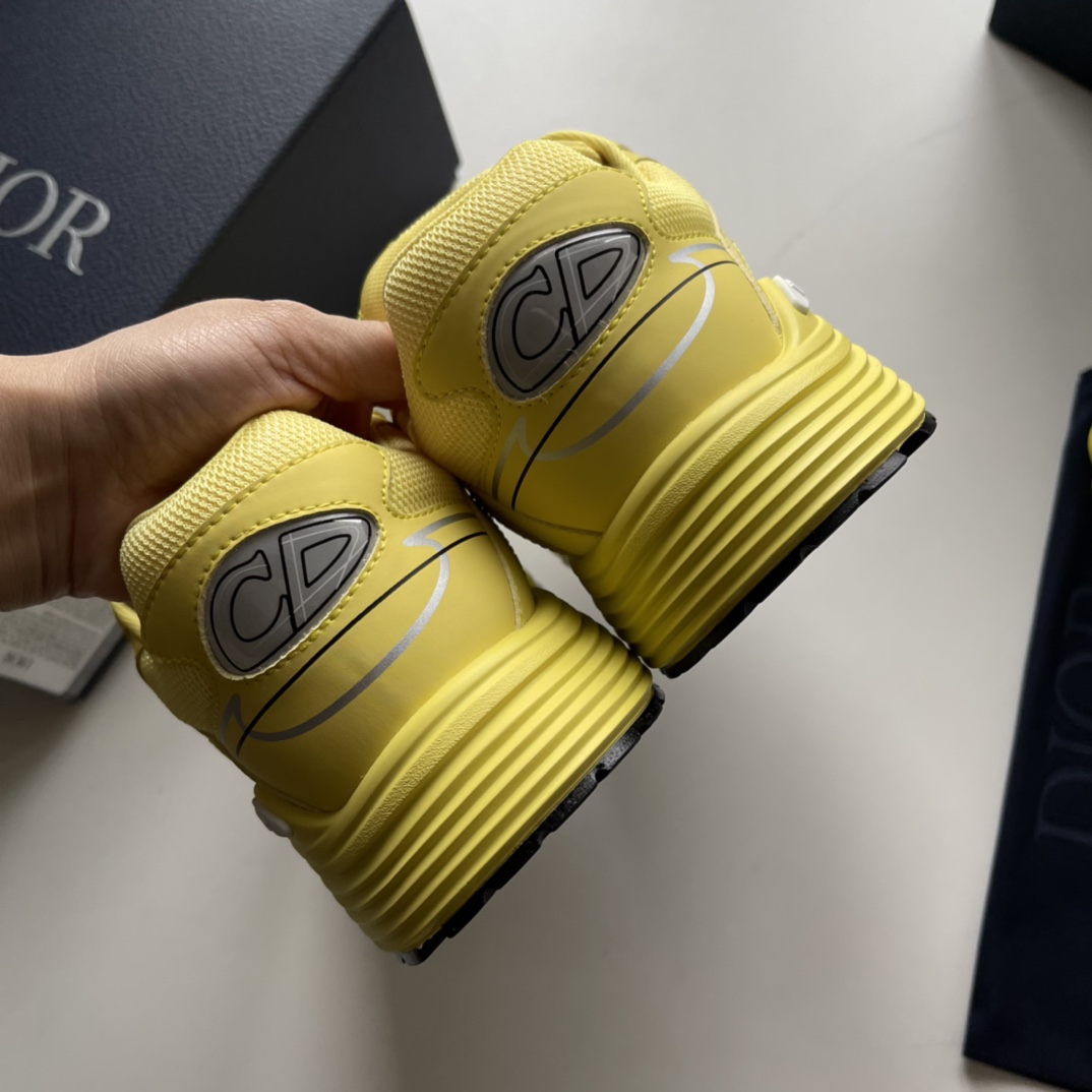 B30 Countdown Sneaker