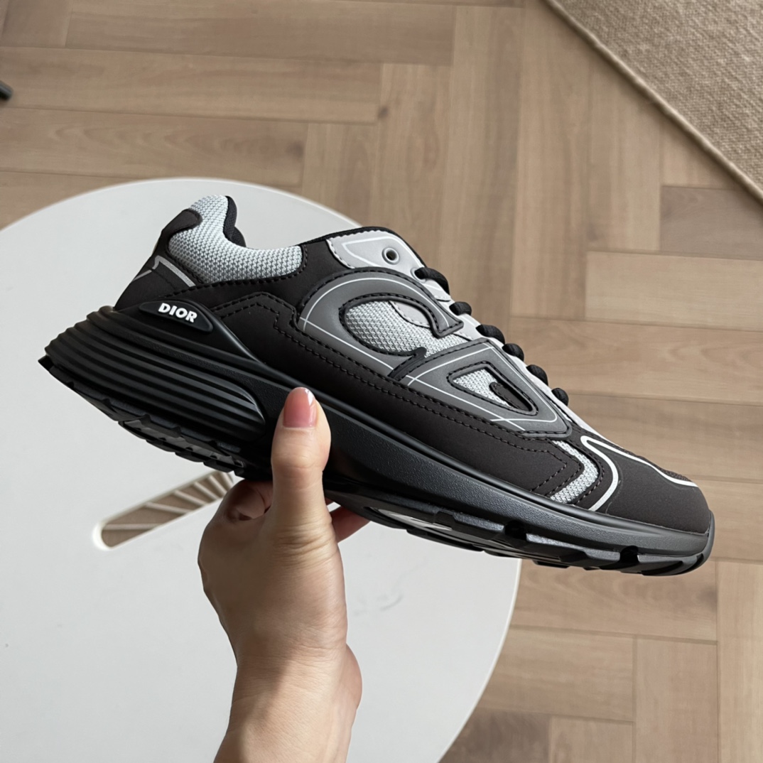 B30 Countdown Sneaker