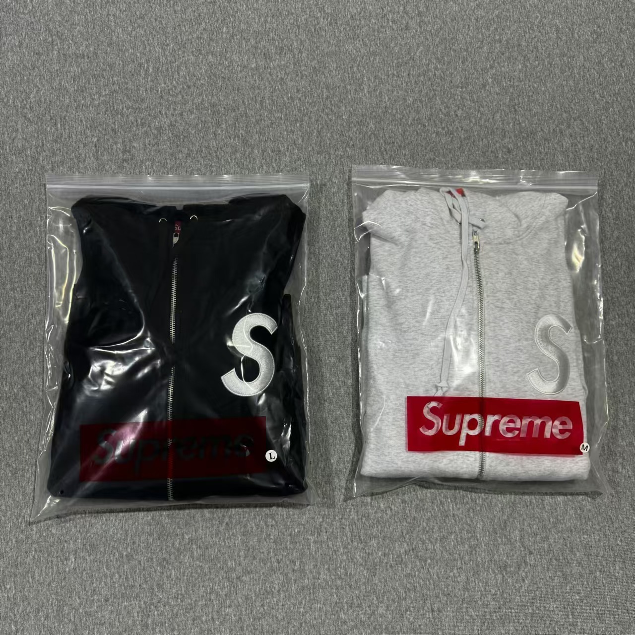 Supreme S Logo Zip Up Hooded 25FW
