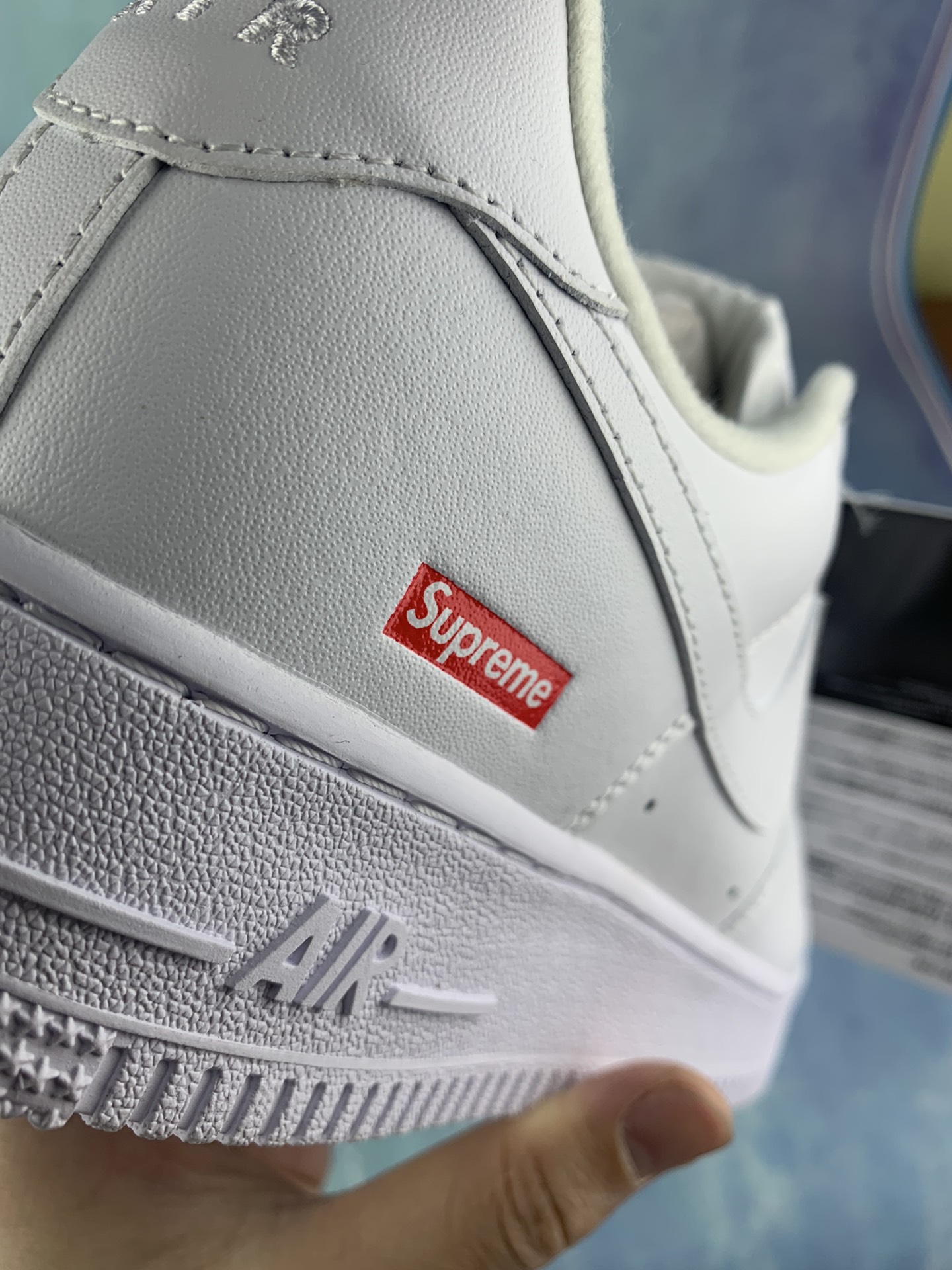 Supreme × Nike Air Force 1 Low "White"