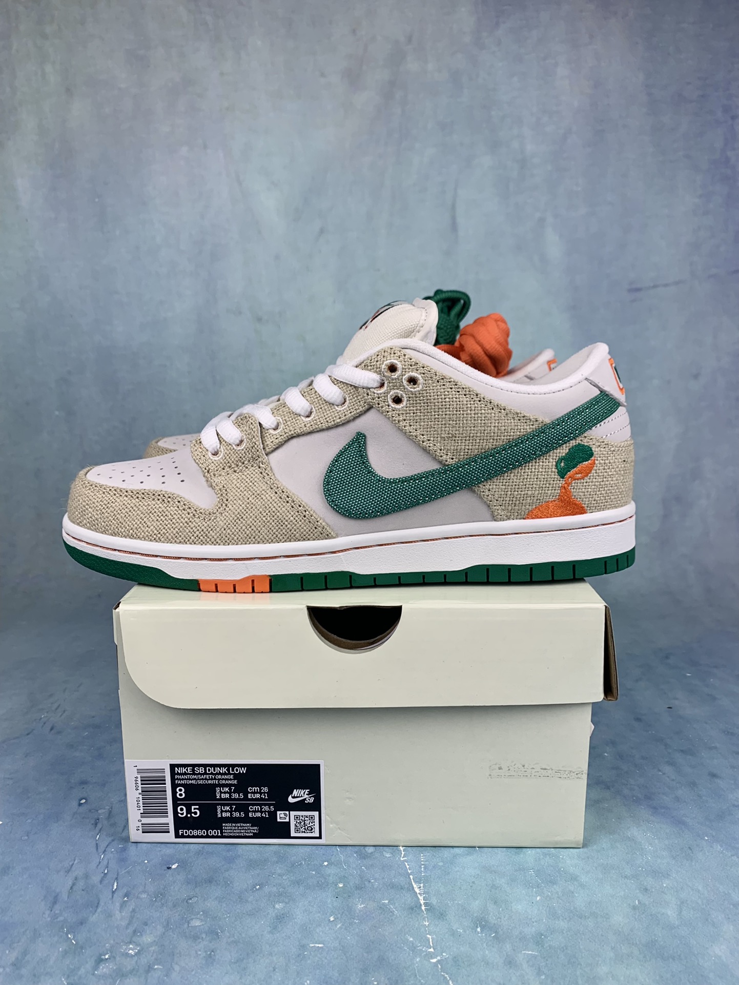 Jarritos × Nike SB Dunk Low "Phantom and Malachite"
