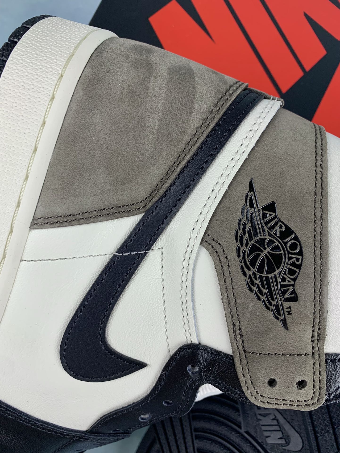 Nike Air Jordan 1 High OG "Sail/Dark Mocha/Black"