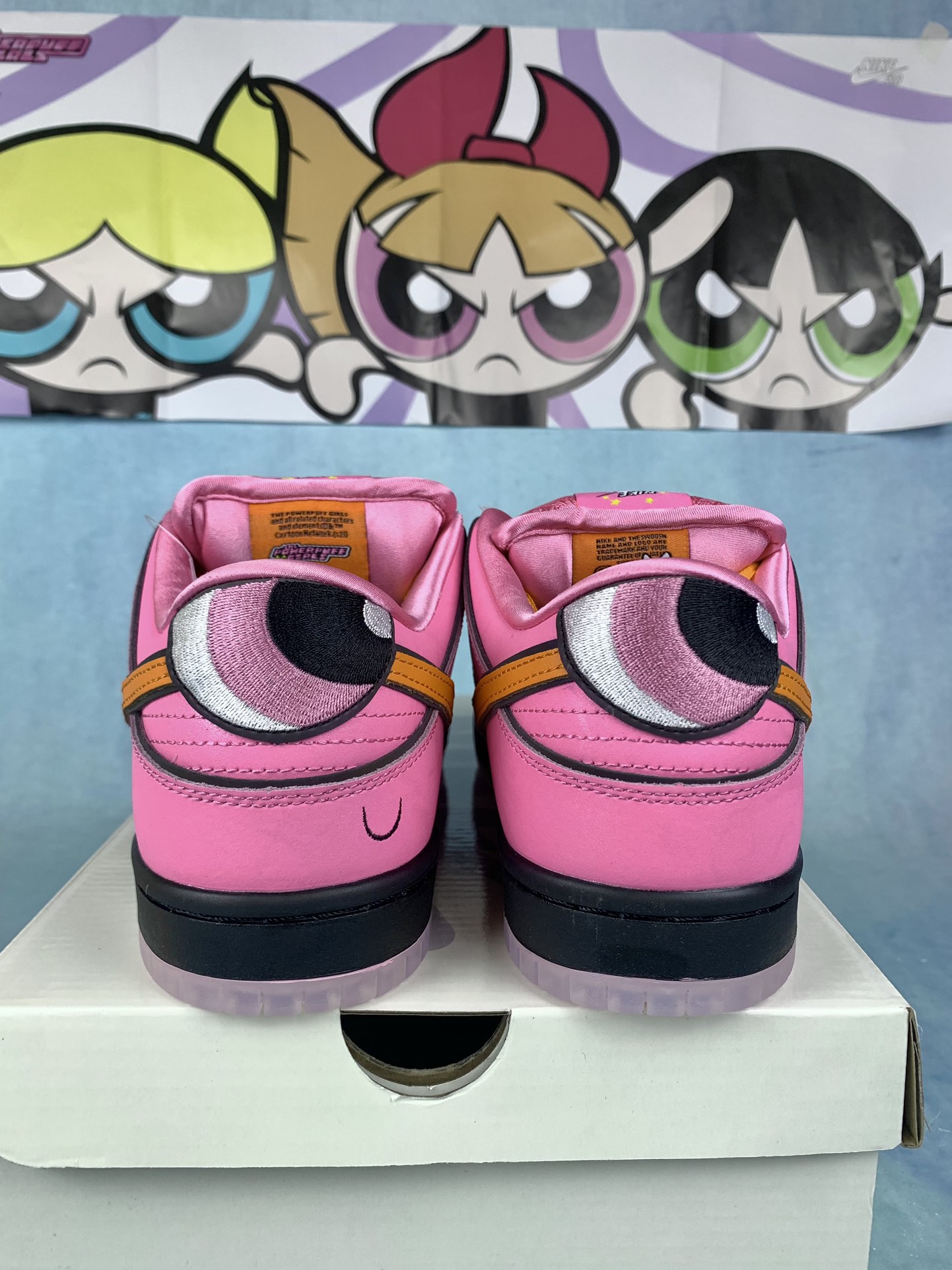The Powerpuff Girls × Nike SB Dunk Low Pro QS "Blossom"