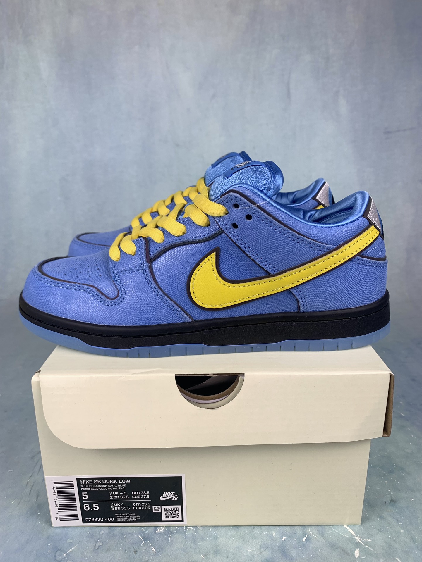 The Powerpuff Girls × Nike SB Dunk Low Pro QS "Bubbles"