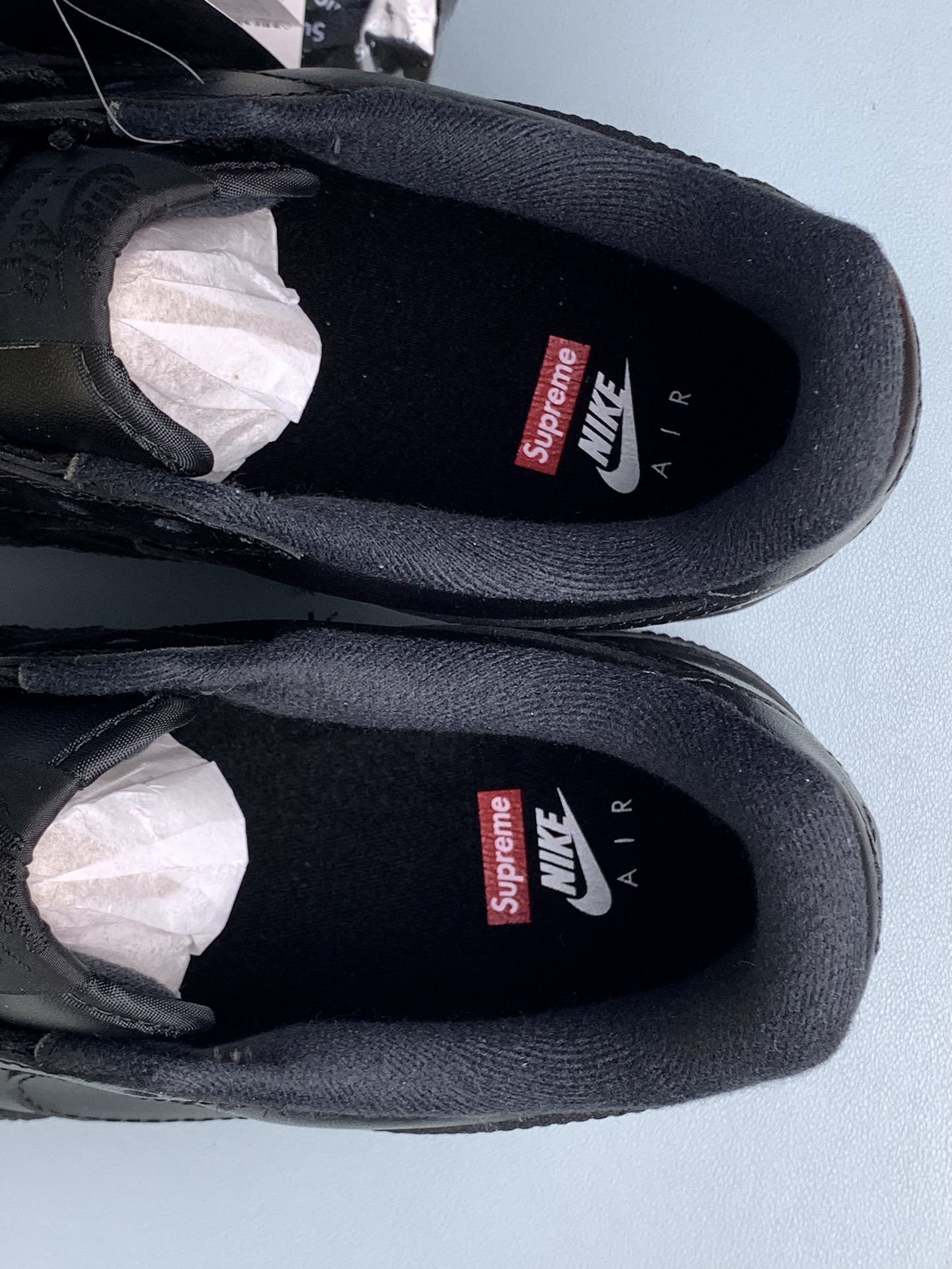 Supreme × Nike Air Force 1 Low "Black"