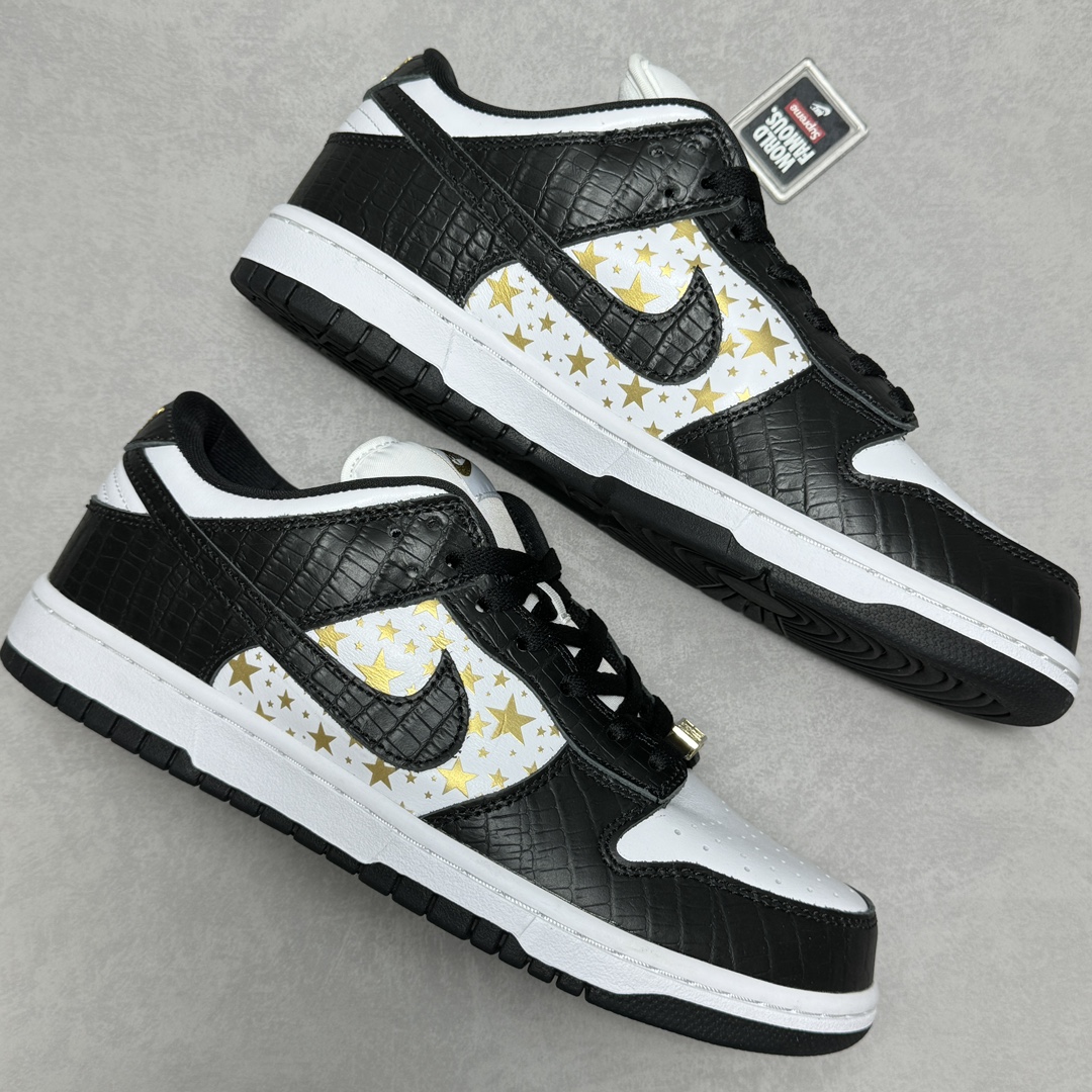 Supreme × Nike SB Dunk Low OG QS Gold Stars "White/Black"