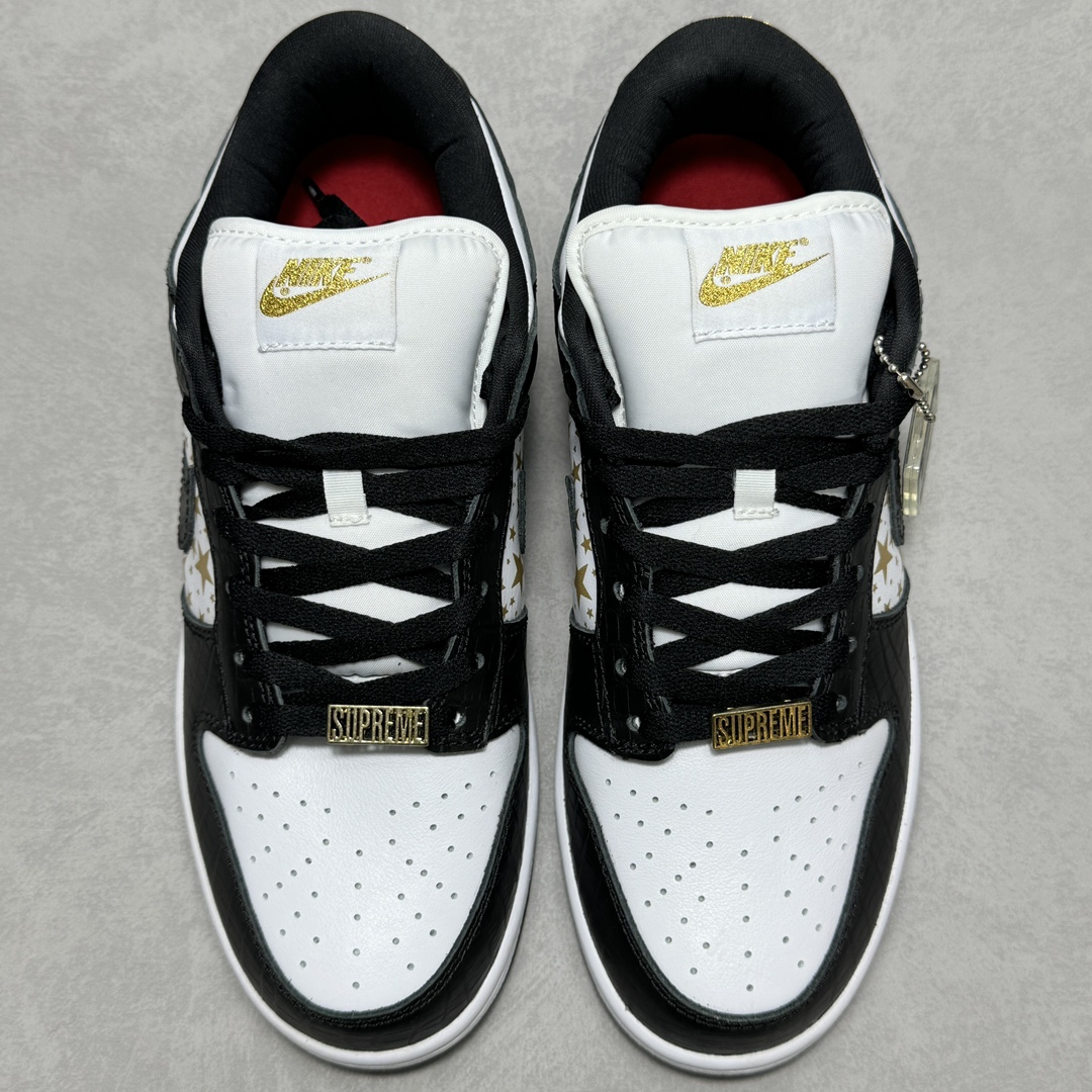 Supreme × Nike SB Dunk Low OG QS Gold Stars "White/Black"