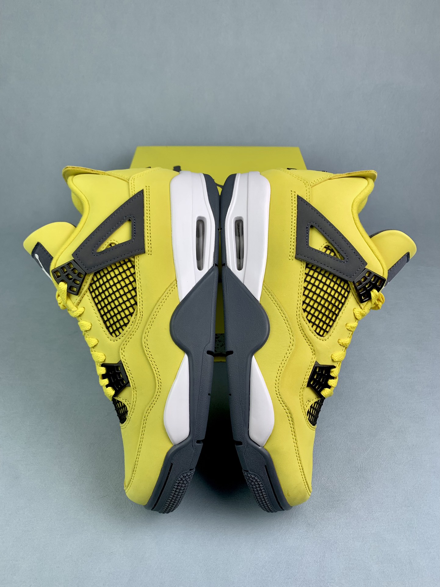 【LJR】Nike Air Jordan 4 "Tour Yellow"