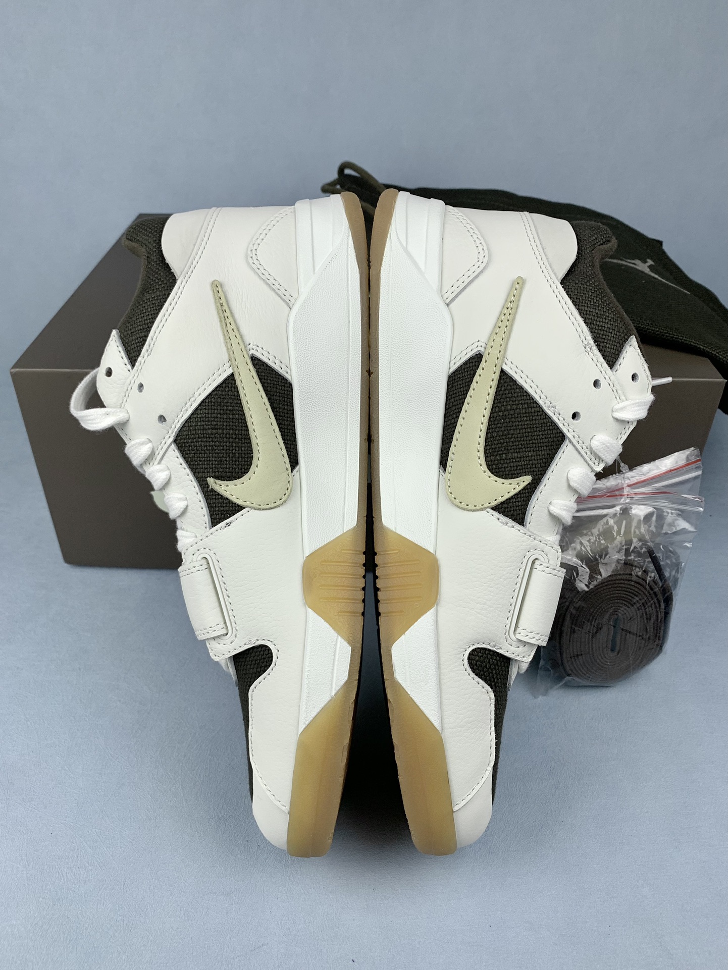 Travis Scott × Nike Jordan Jumpman Jack TR "Sail and Dark Mocha"