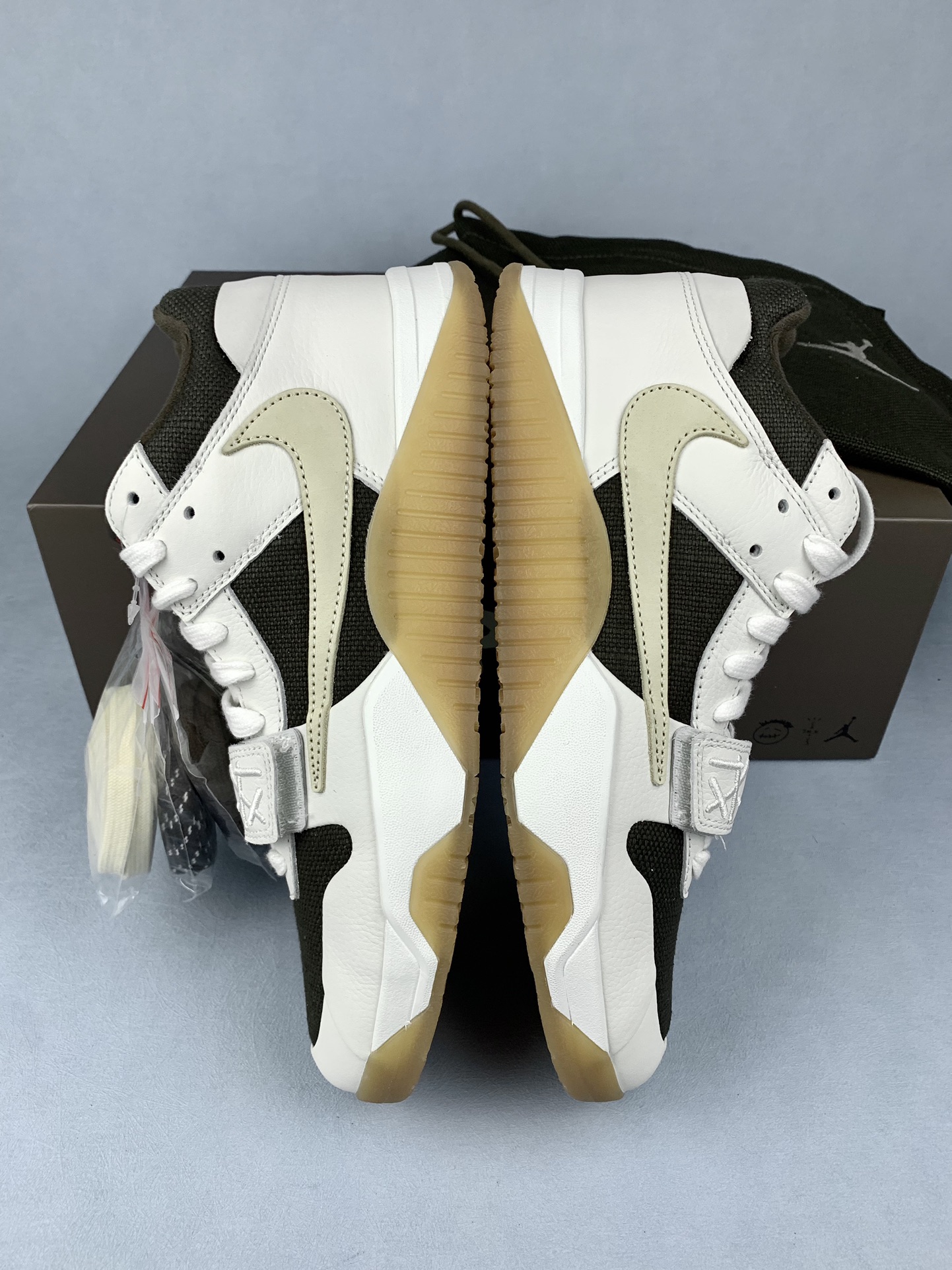 Travis Scott × Nike Jordan Jumpman Jack TR "Sail and Dark Mocha"