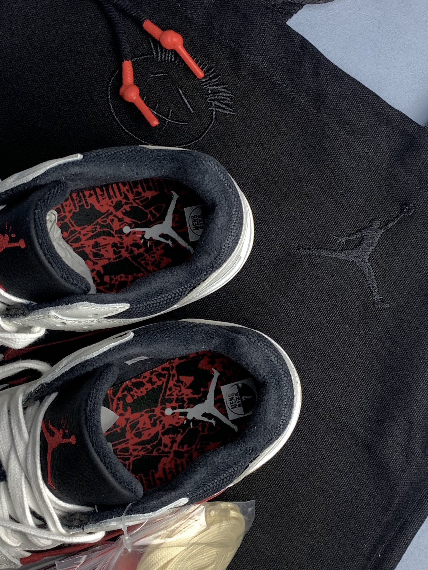Travis Scott × Nike Jordan Jumpman Jack TR "University Red"