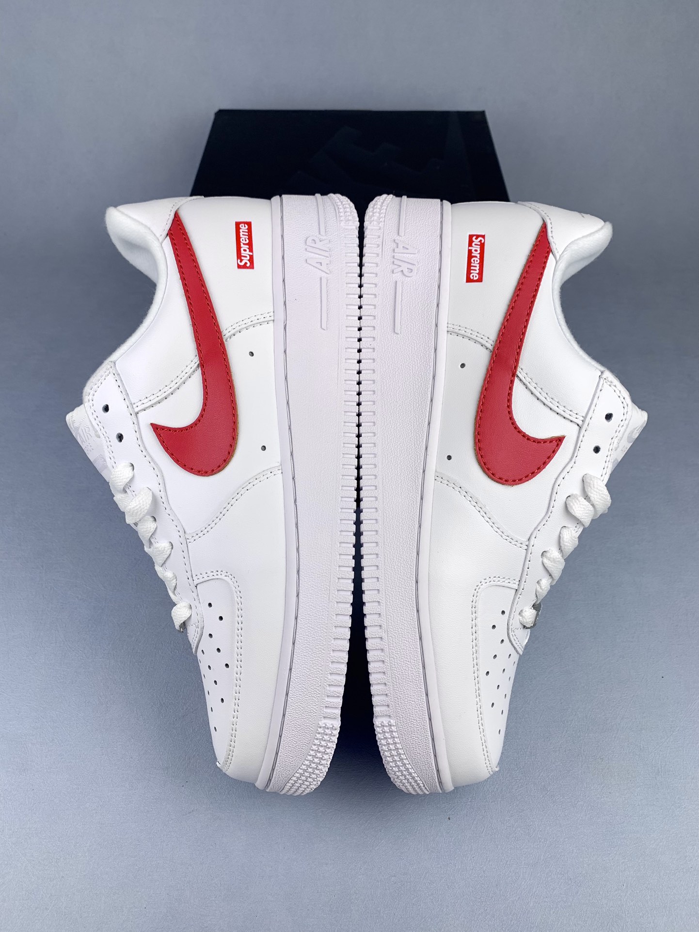Supreme × Nike Air Force 1 Low China Exclusive "White/Speed Red"