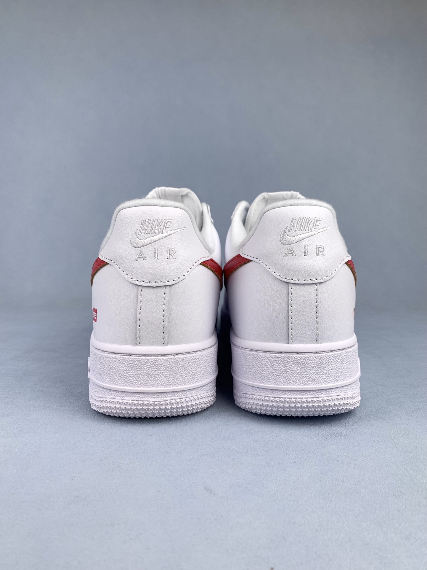 Supreme × Nike Air Force 1 Low China Exclusive "White/Speed Red"