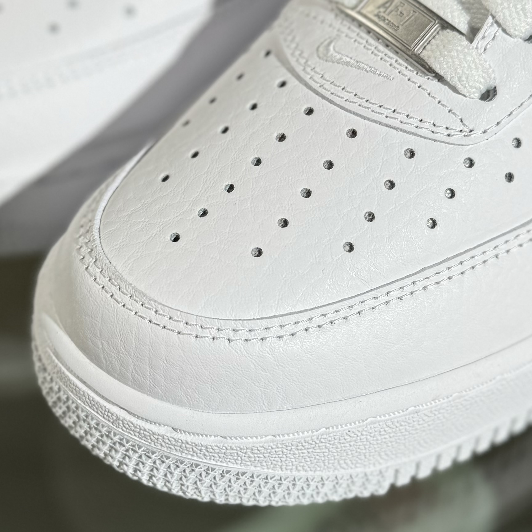 GOODENOUGH × Supreme × Nike Air Force 1 Low "White/Leopard" (25SS Week15)