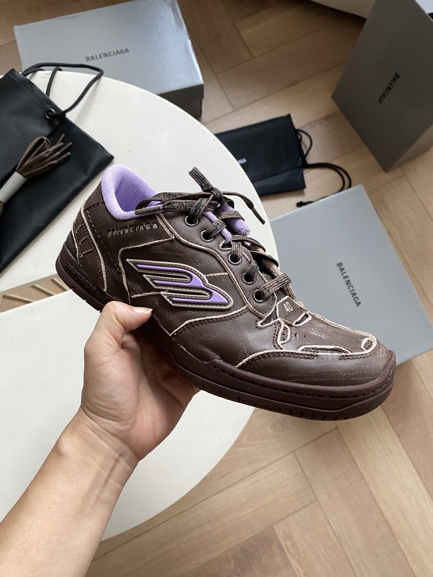 Blenciaga Hamptons Medium Worn-out Sneaker in Brown/lilac