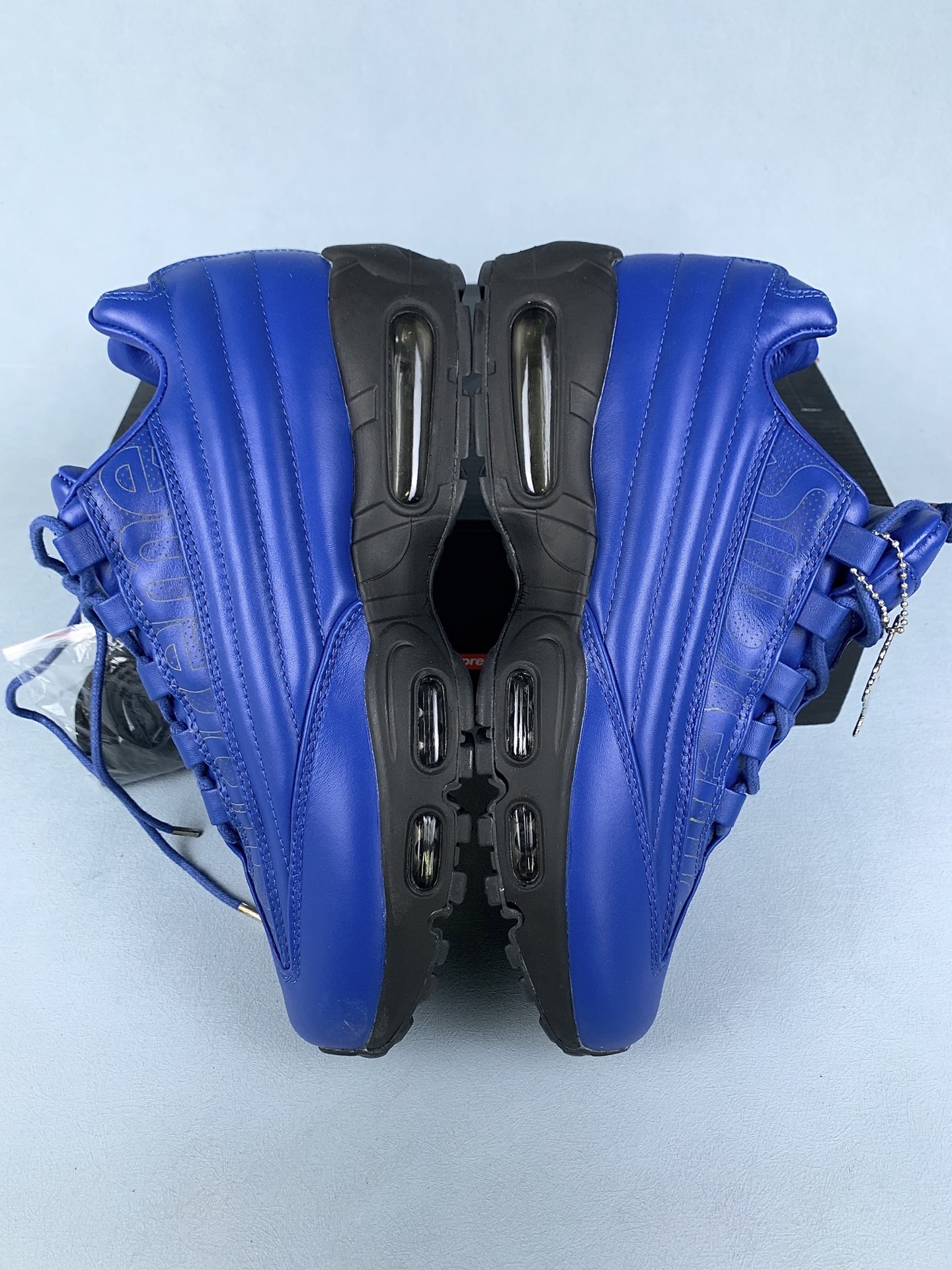 Supreme × Nike Air Max 95 Lux "Blue"