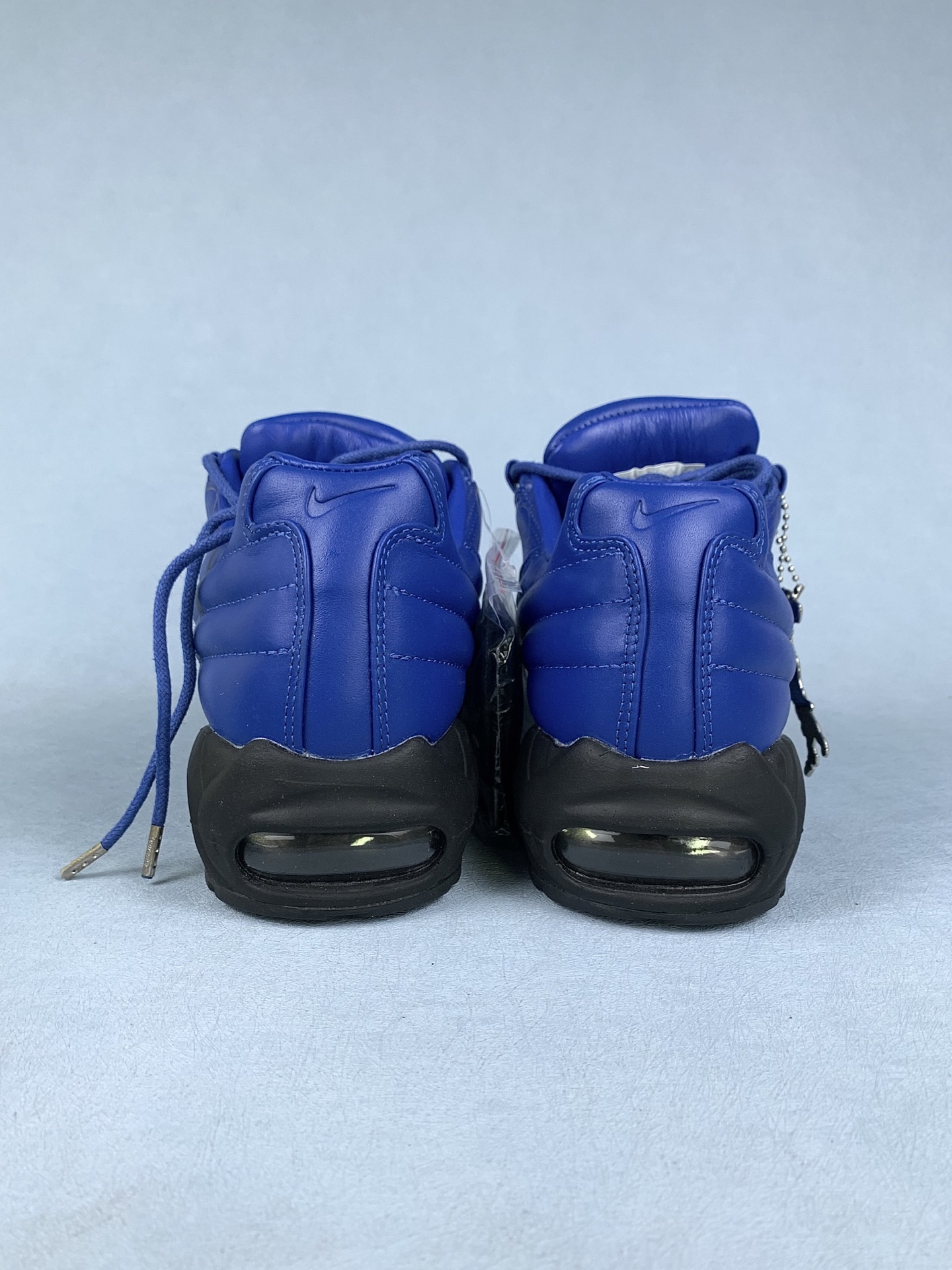 Supreme × Nike Air Max 95 Lux "Blue"