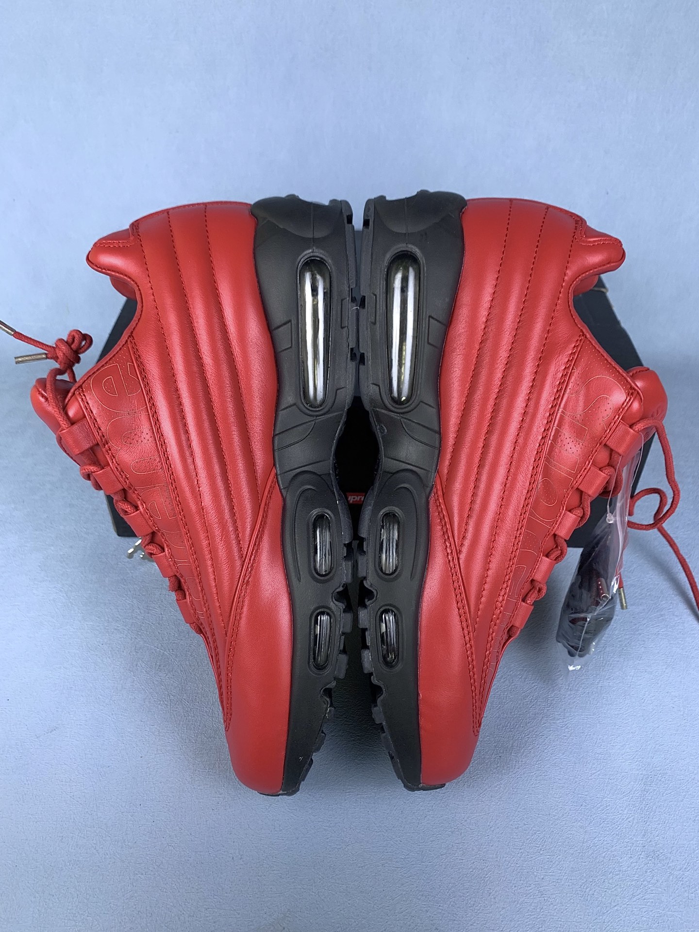 Supreme × Nike Air Max 95 Lux "Red"