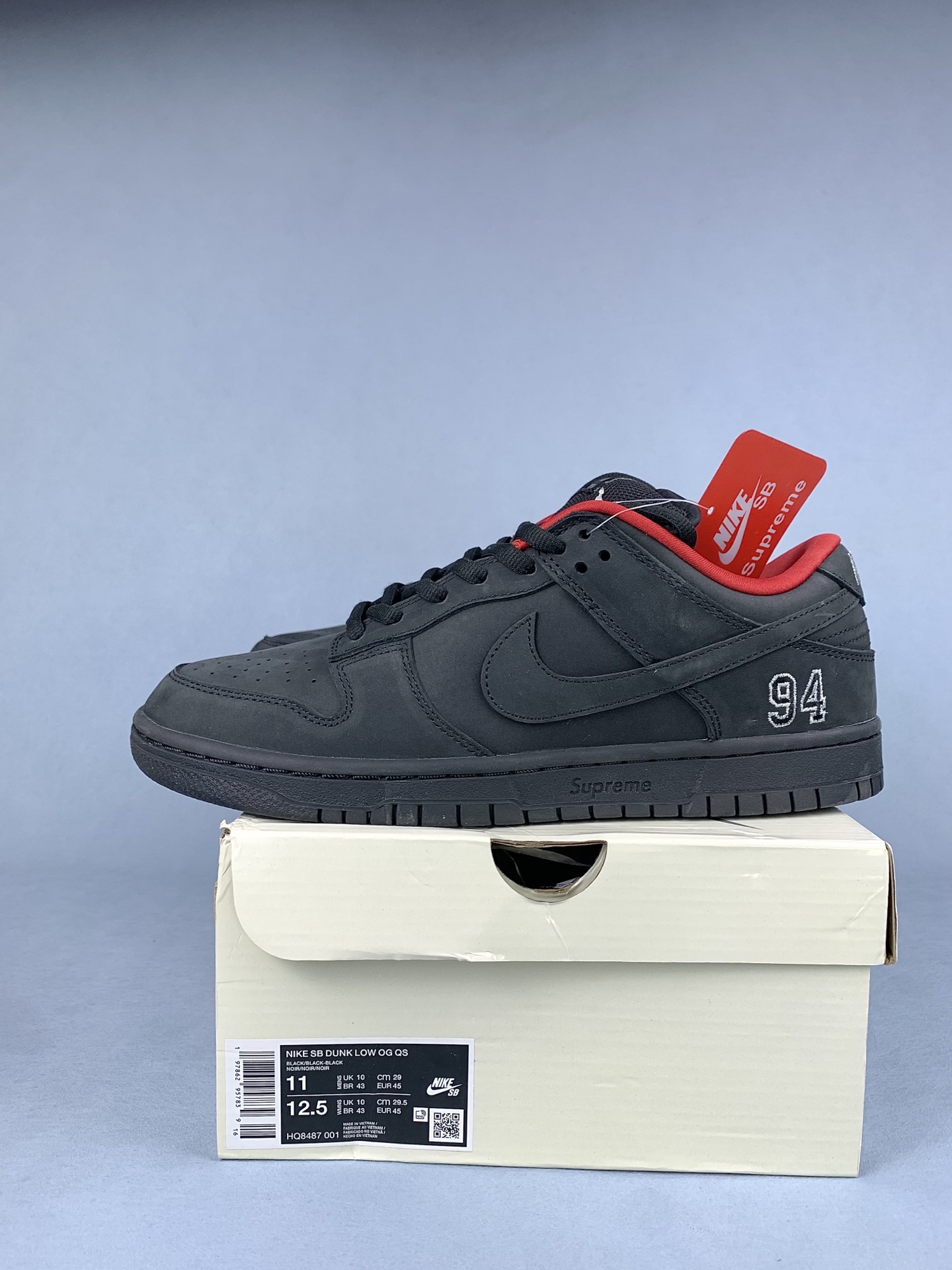 Supreme × Nike SB Dunk Low "Black" (25FW Week2)