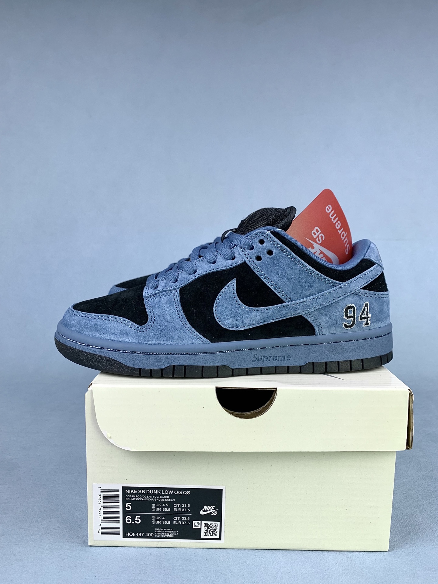 Supreme × Nike SB Dunk Low "Ocean Fog" (North America Exclusive) (25FW Week2)