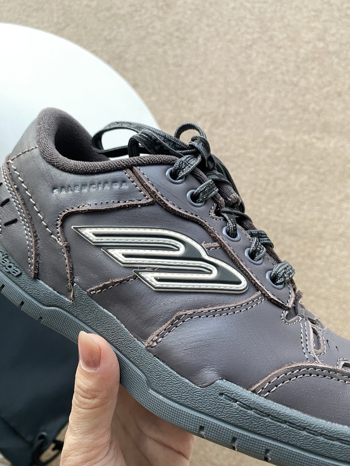 Blenciaga Hamptons Medium Worn-out Sneaker in Brown/lilac