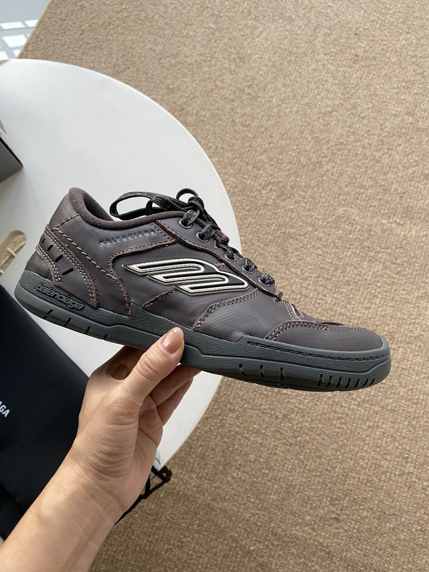 Blenciaga Hamptons Medium Worn-out Sneaker in Brown/lilac