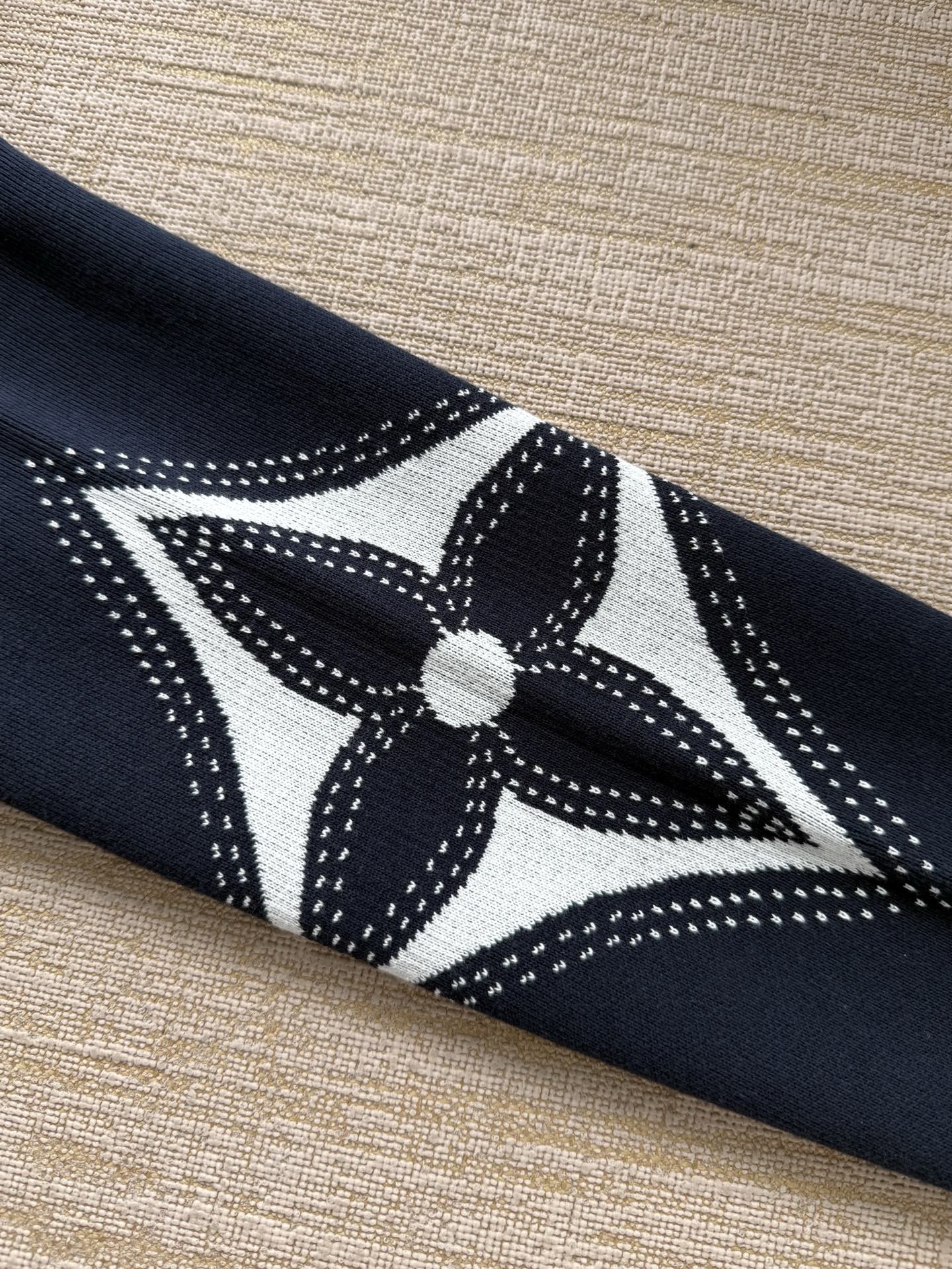 1AIWEP グラフィック インターシャ ジップコットンパーカ